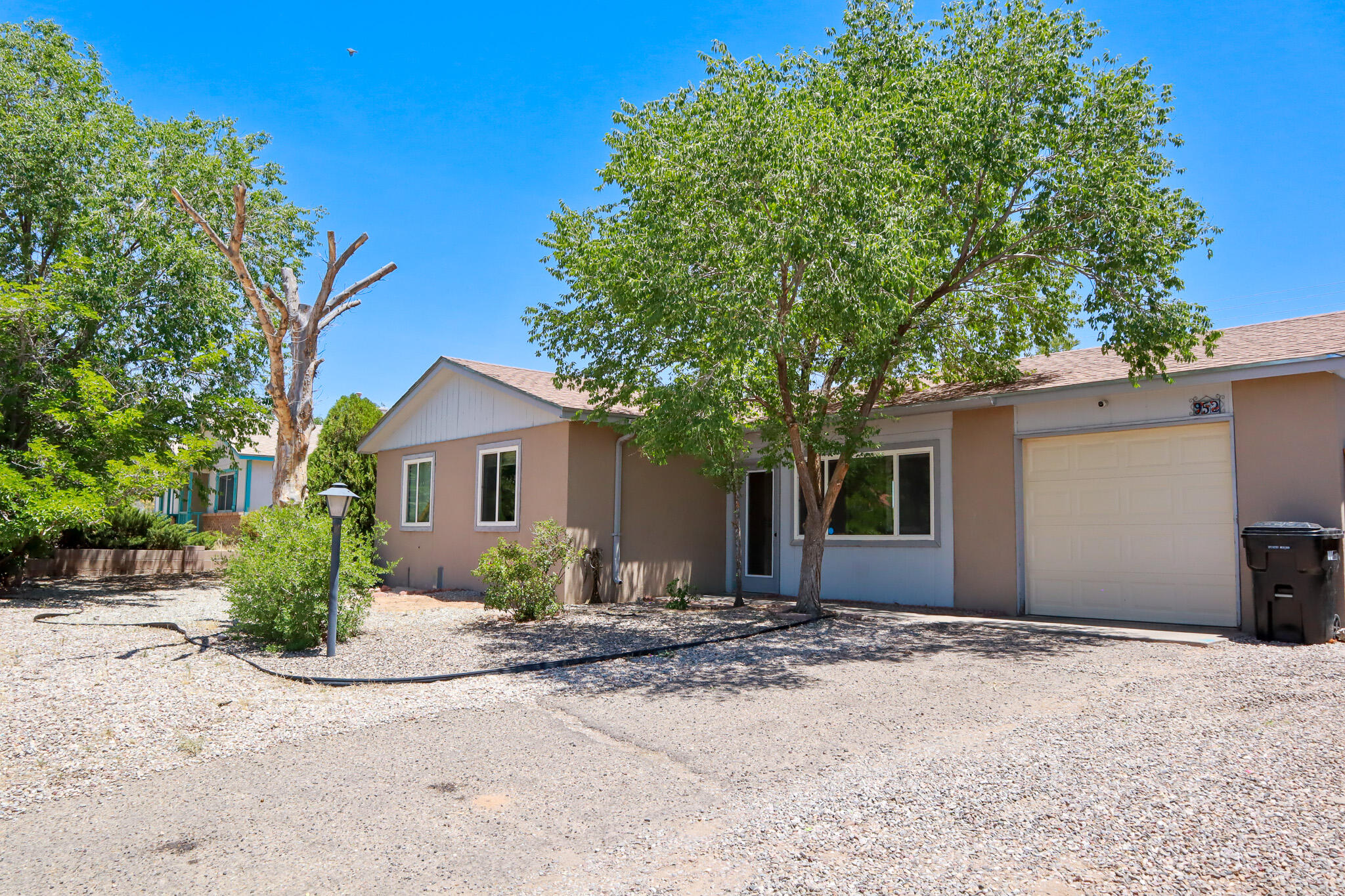 952 Sunflower Drive SW