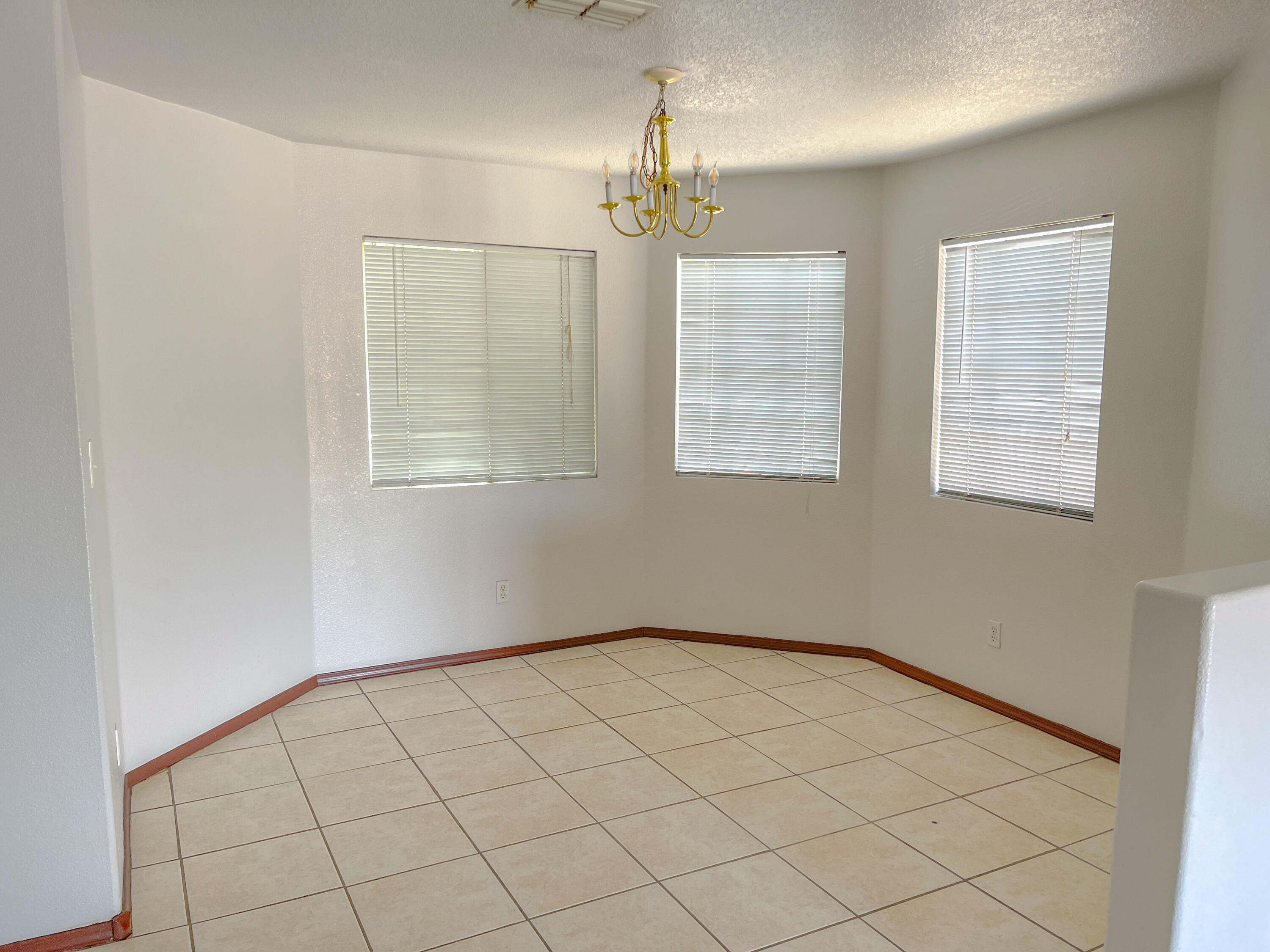 8501 Vista Estrella Lane SW