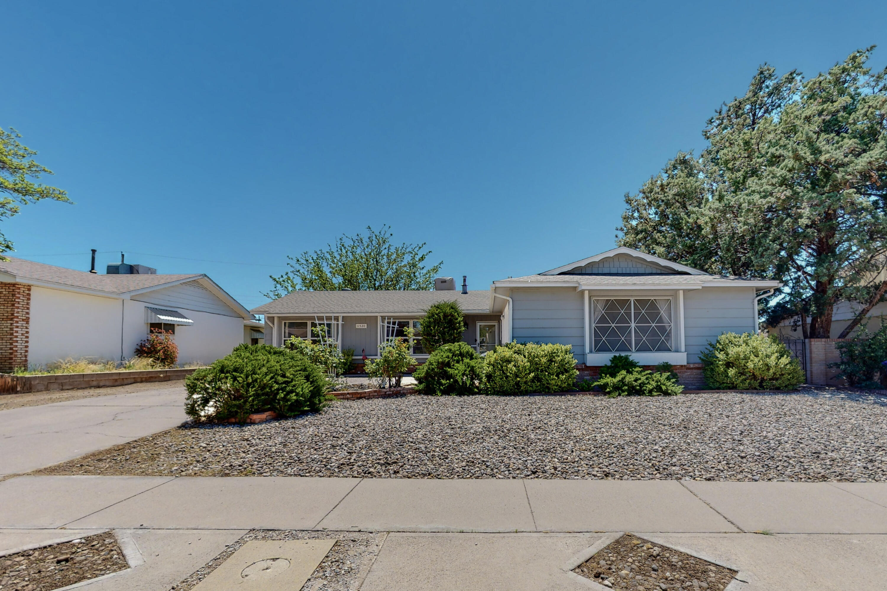 11520 Palm Springs Avenue NE