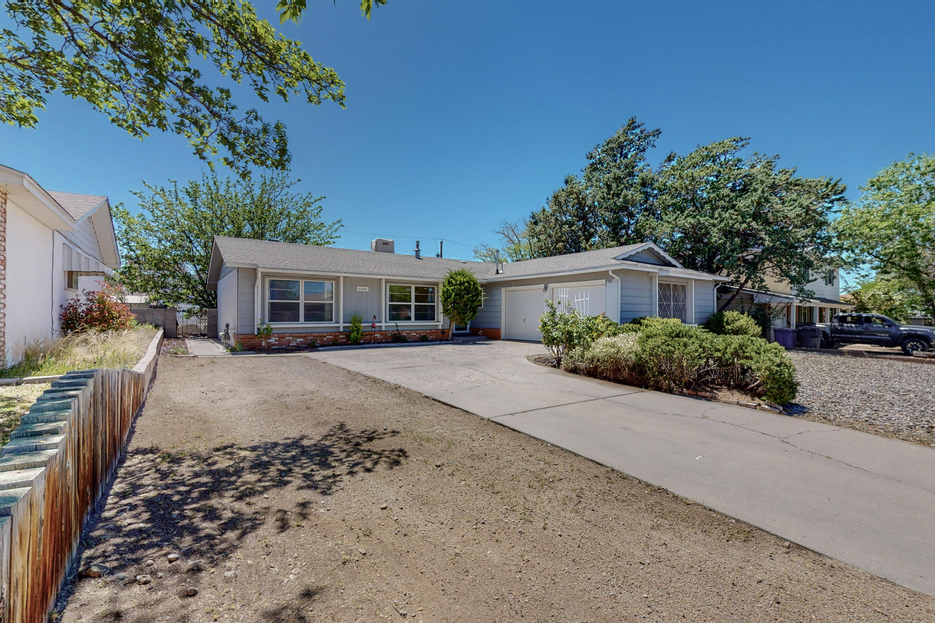 11520 Palm Springs Avenue NE