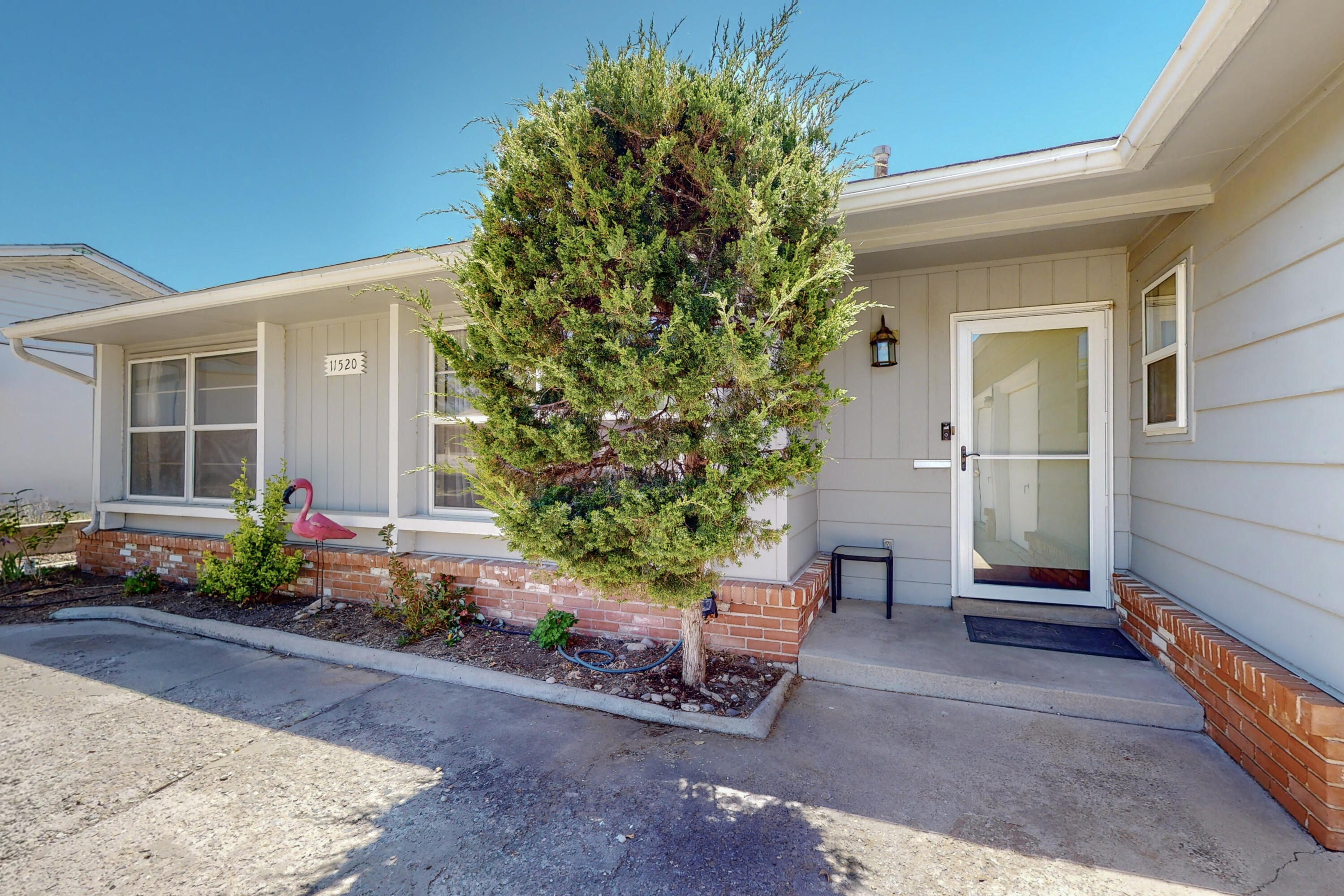 11520 Palm Springs Avenue NE