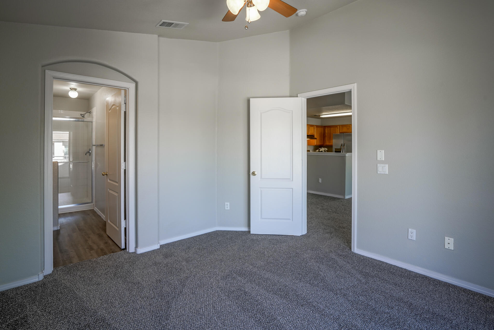 6501 San Antonio Drive NE Unit: 701