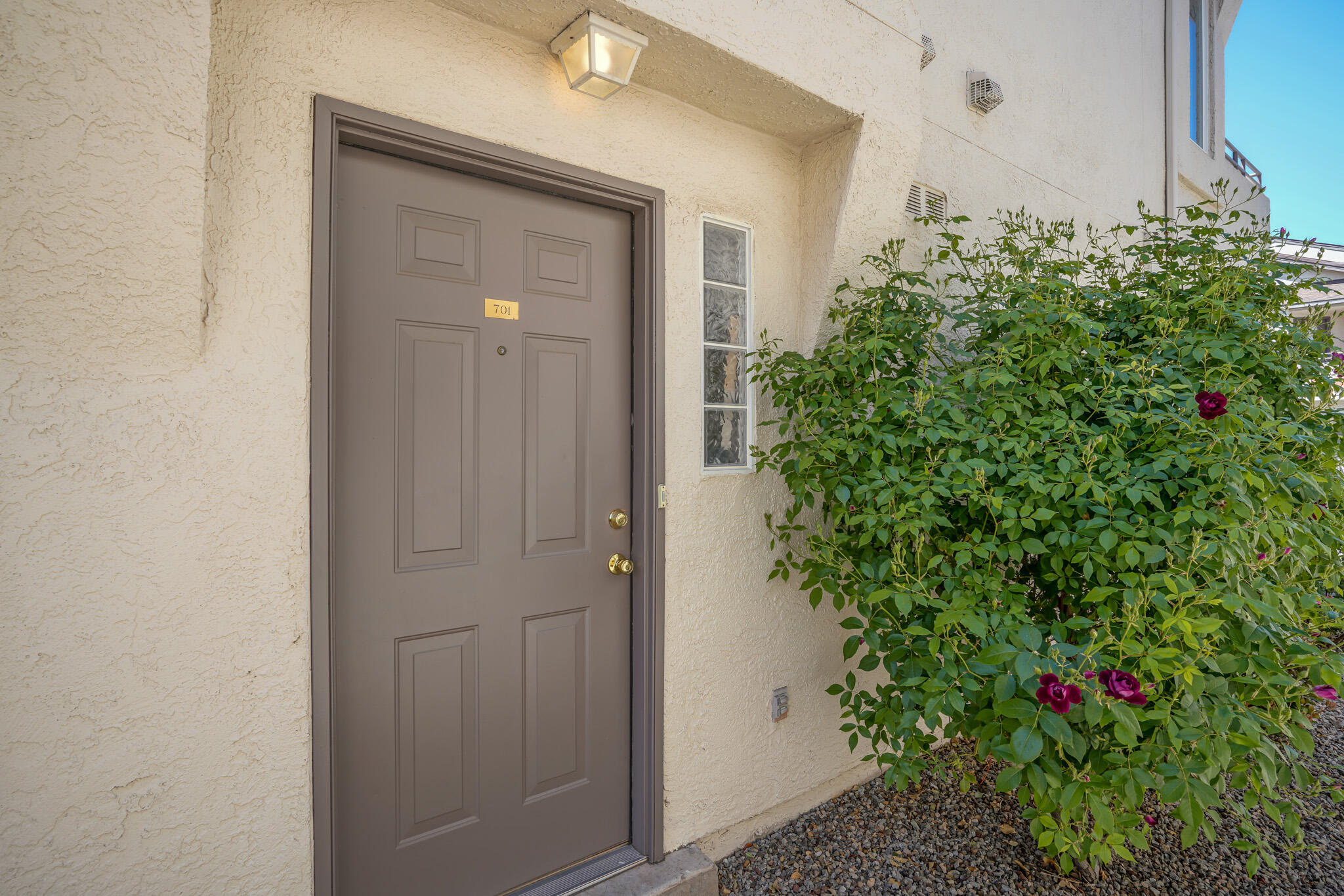 6501 San Antonio Drive NE Unit: 701