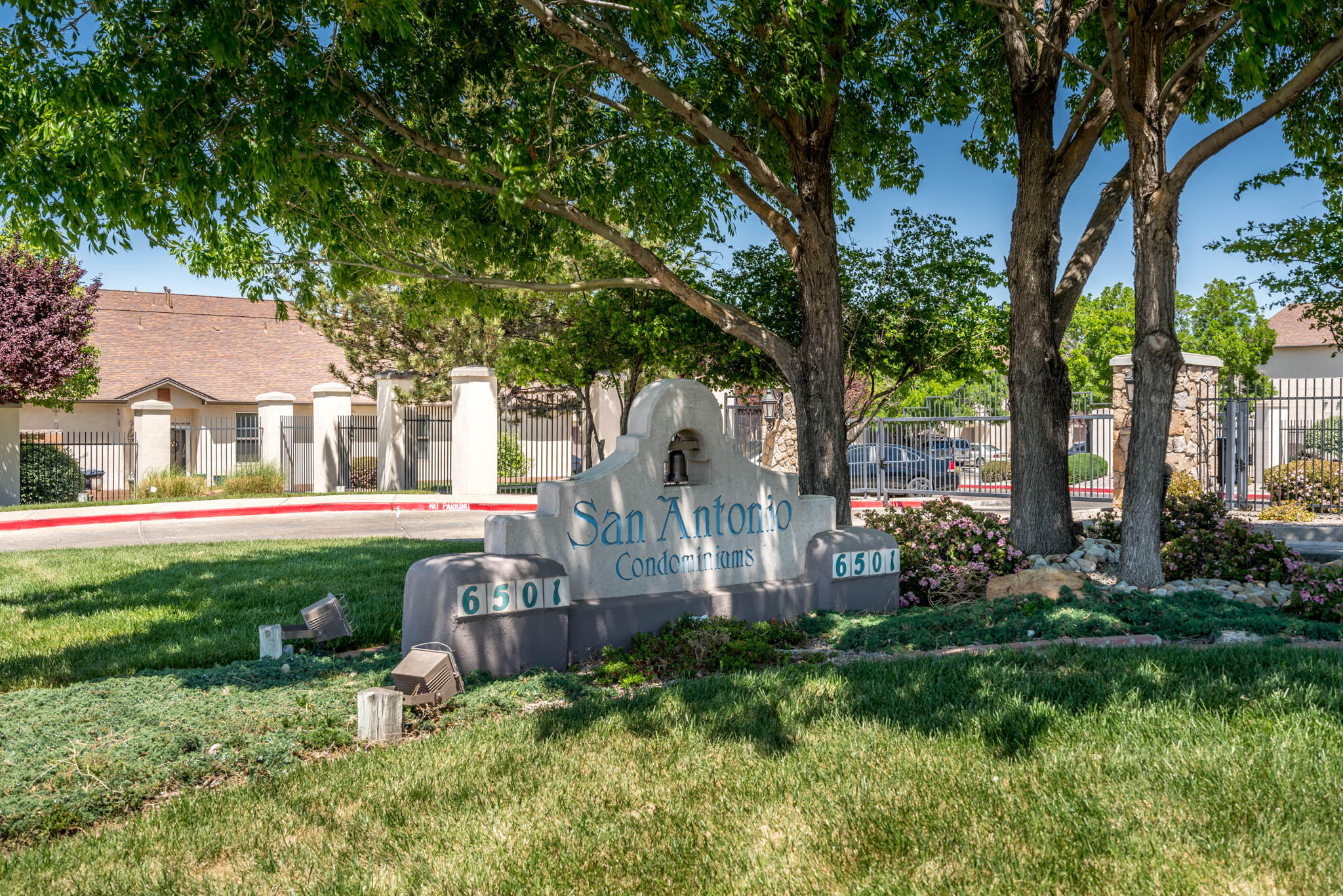 6501 San Antonio Drive NE Unit: 701