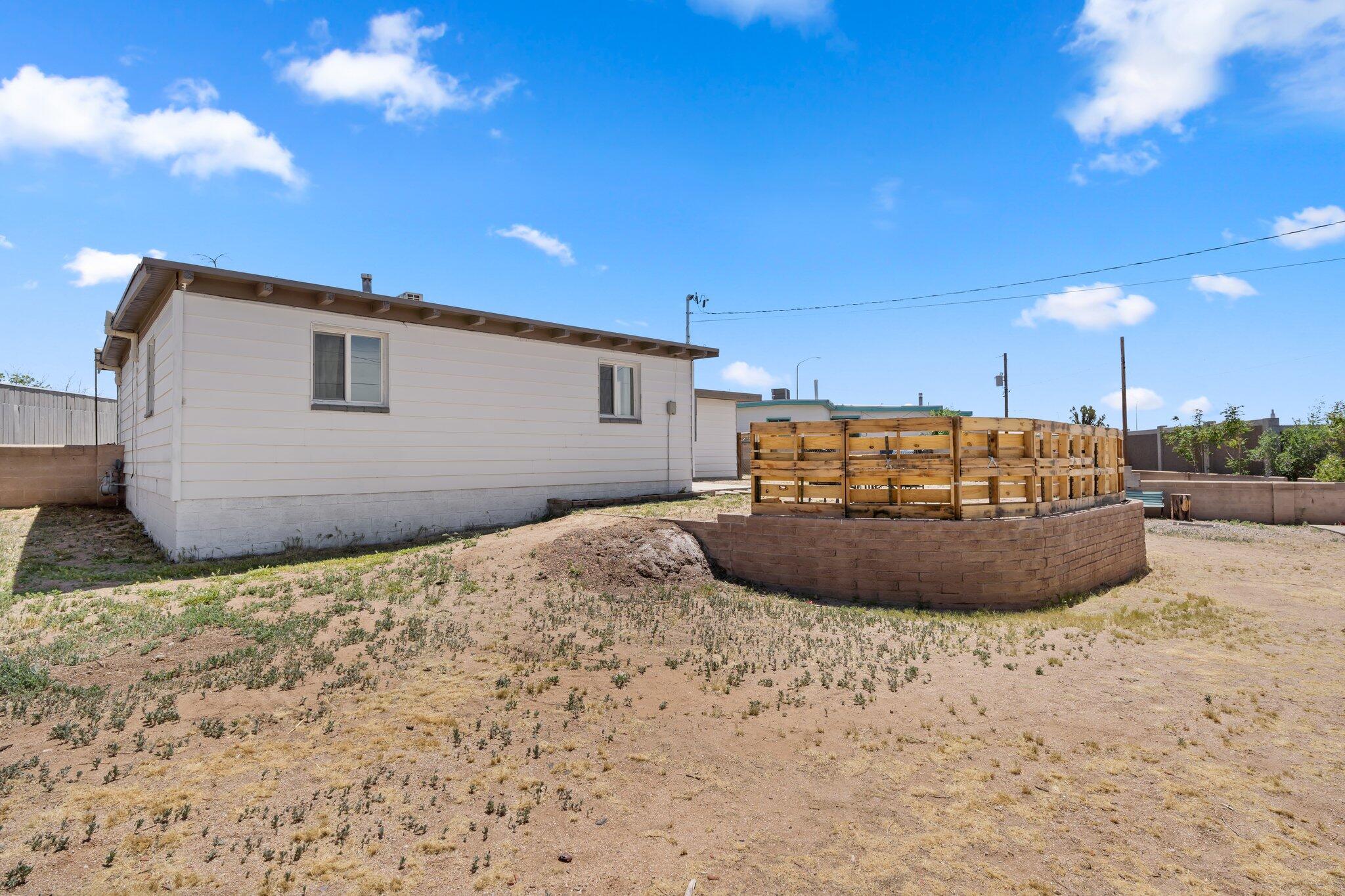 1131 Mckee Drive NE