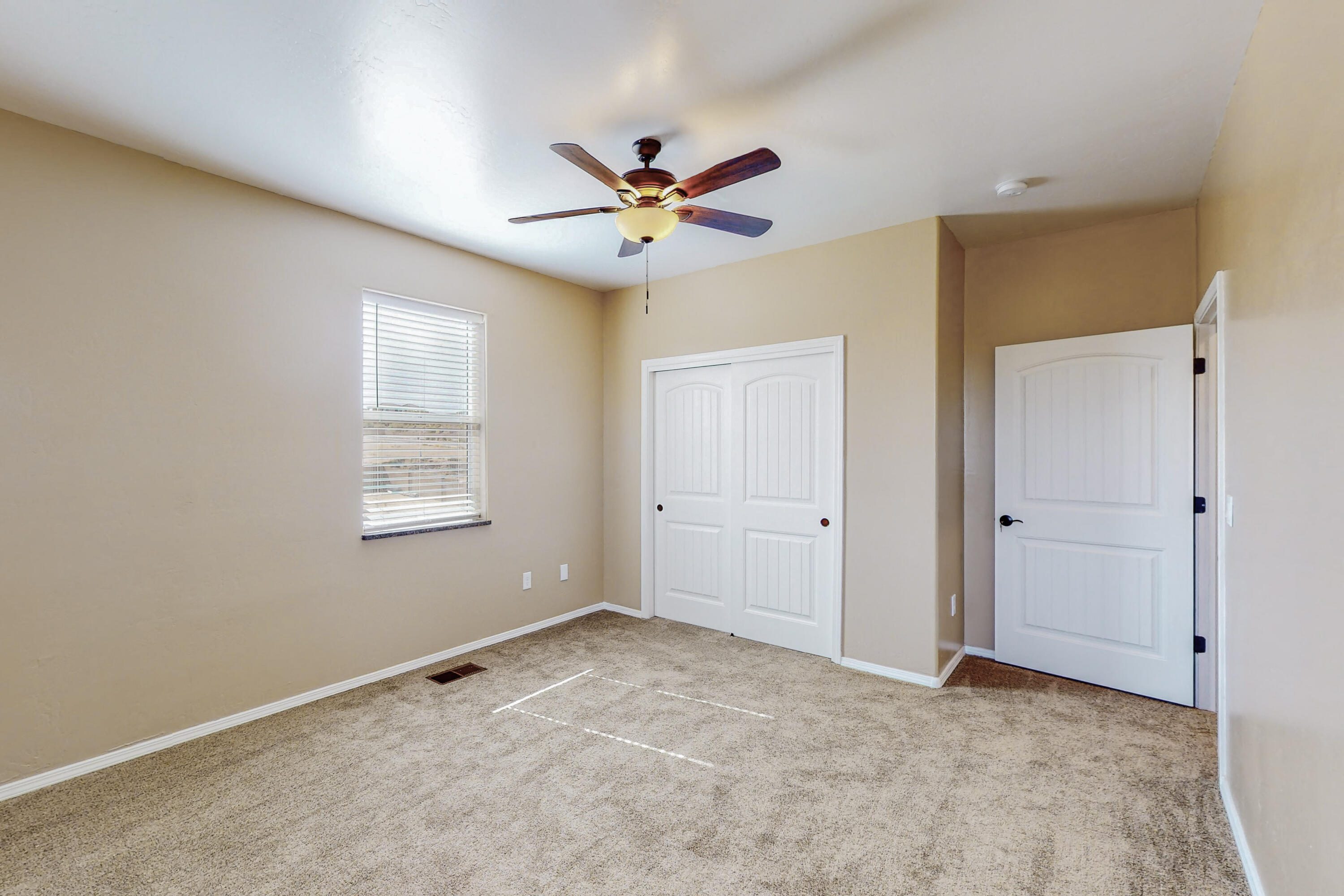 2913 Aurora Road NE