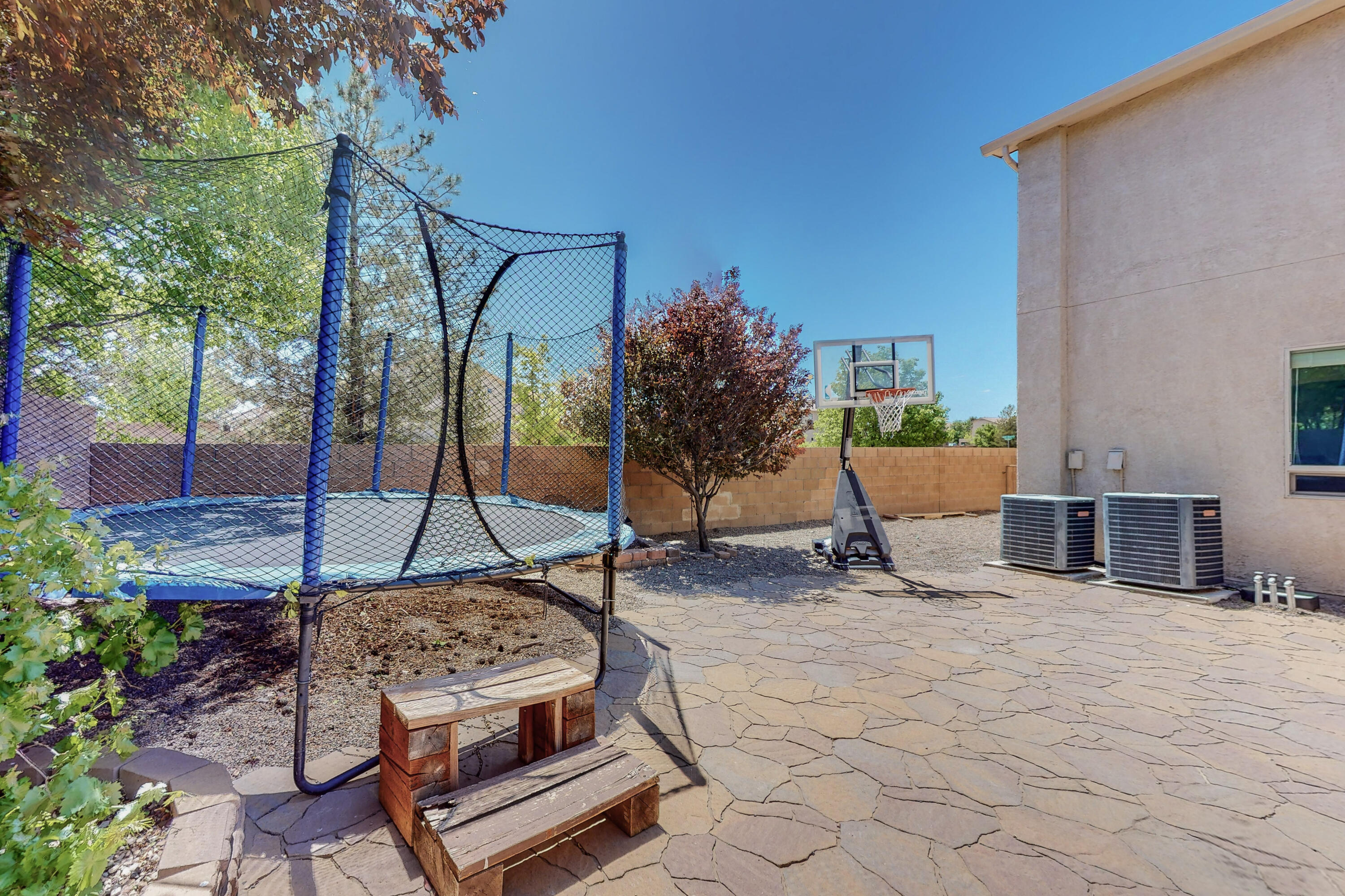 10500 Bitter Creek Drive NW