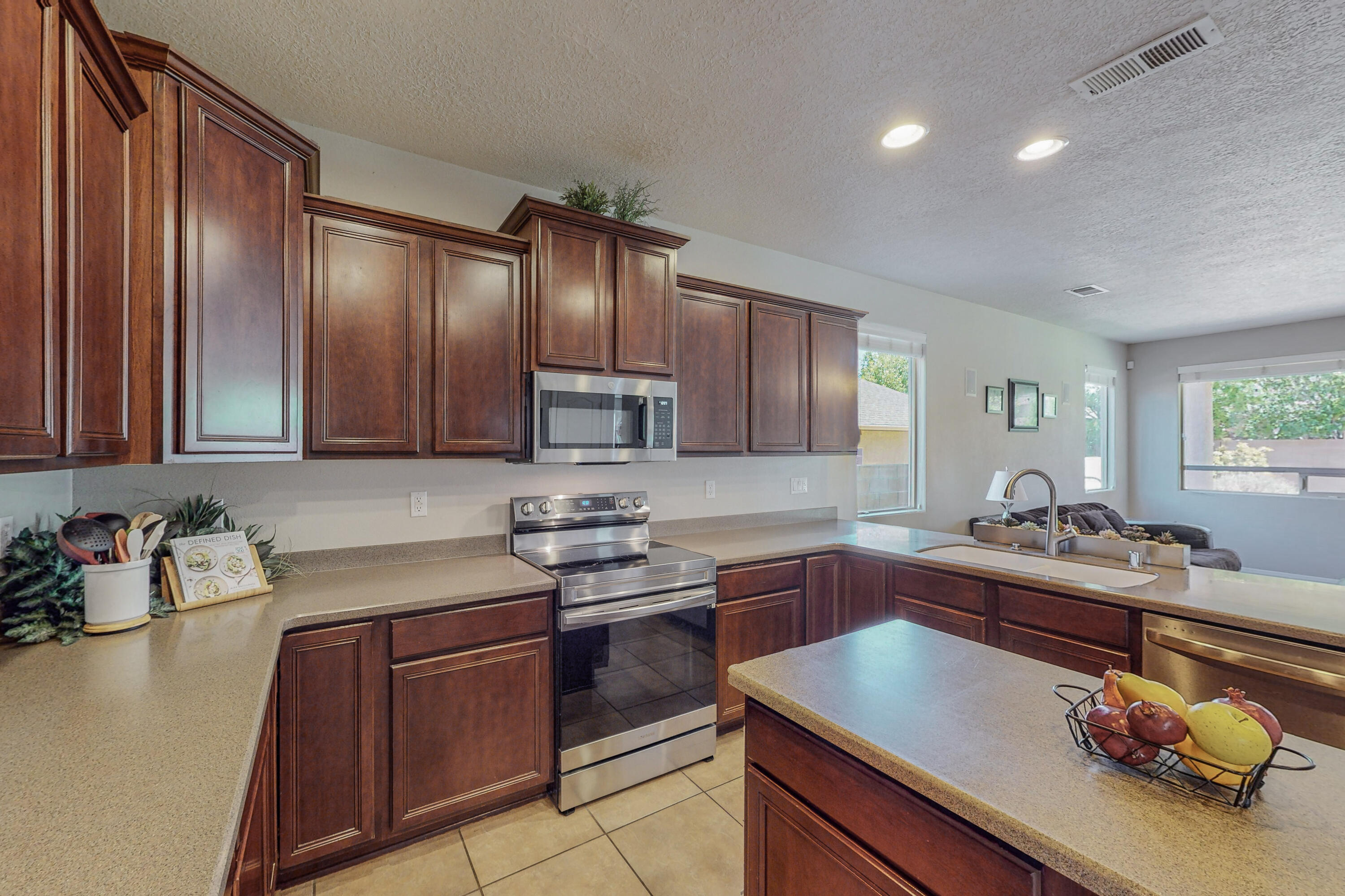 10500 Bitter Creek Drive NW
