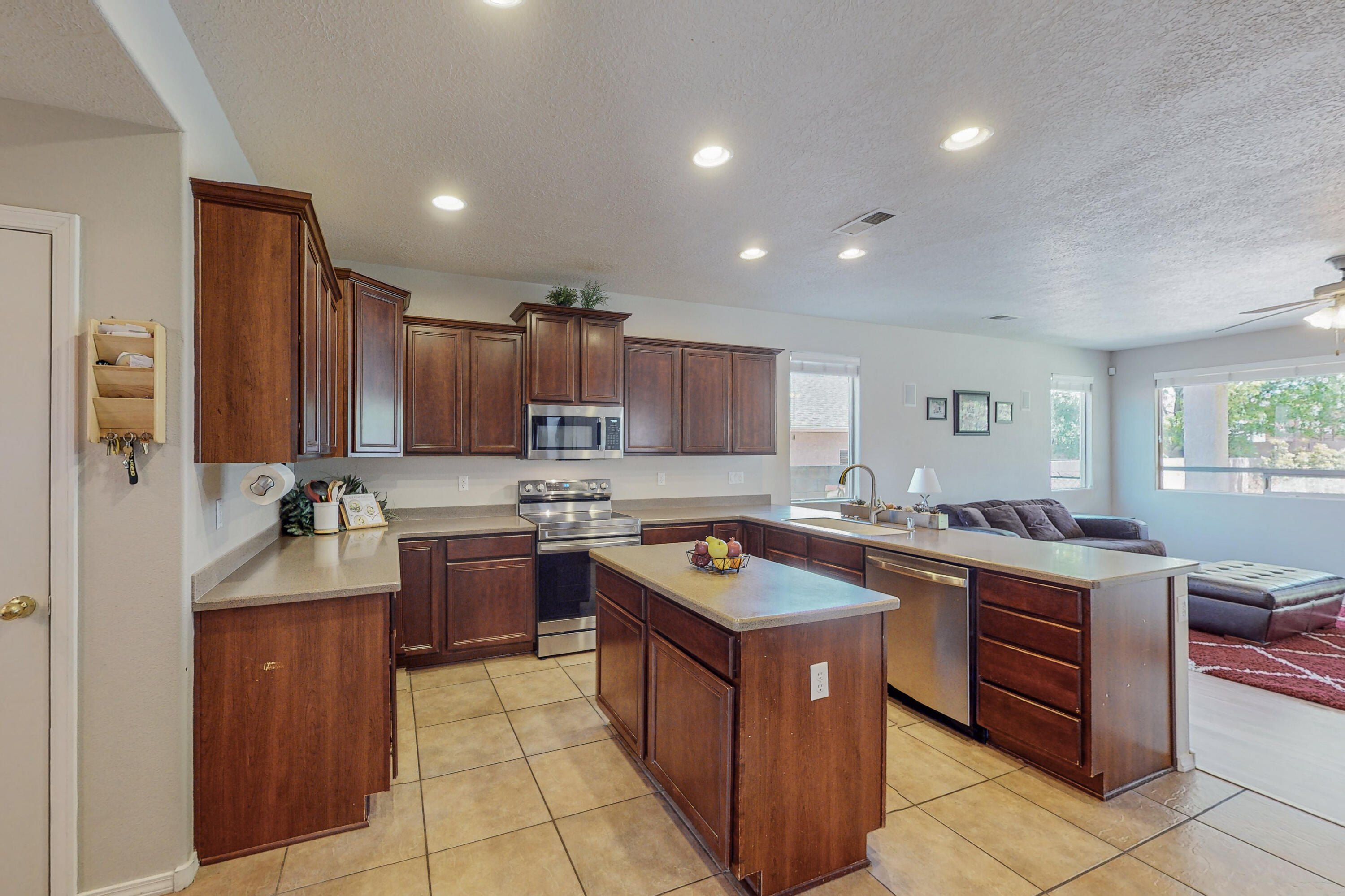 10500 Bitter Creek Drive NW