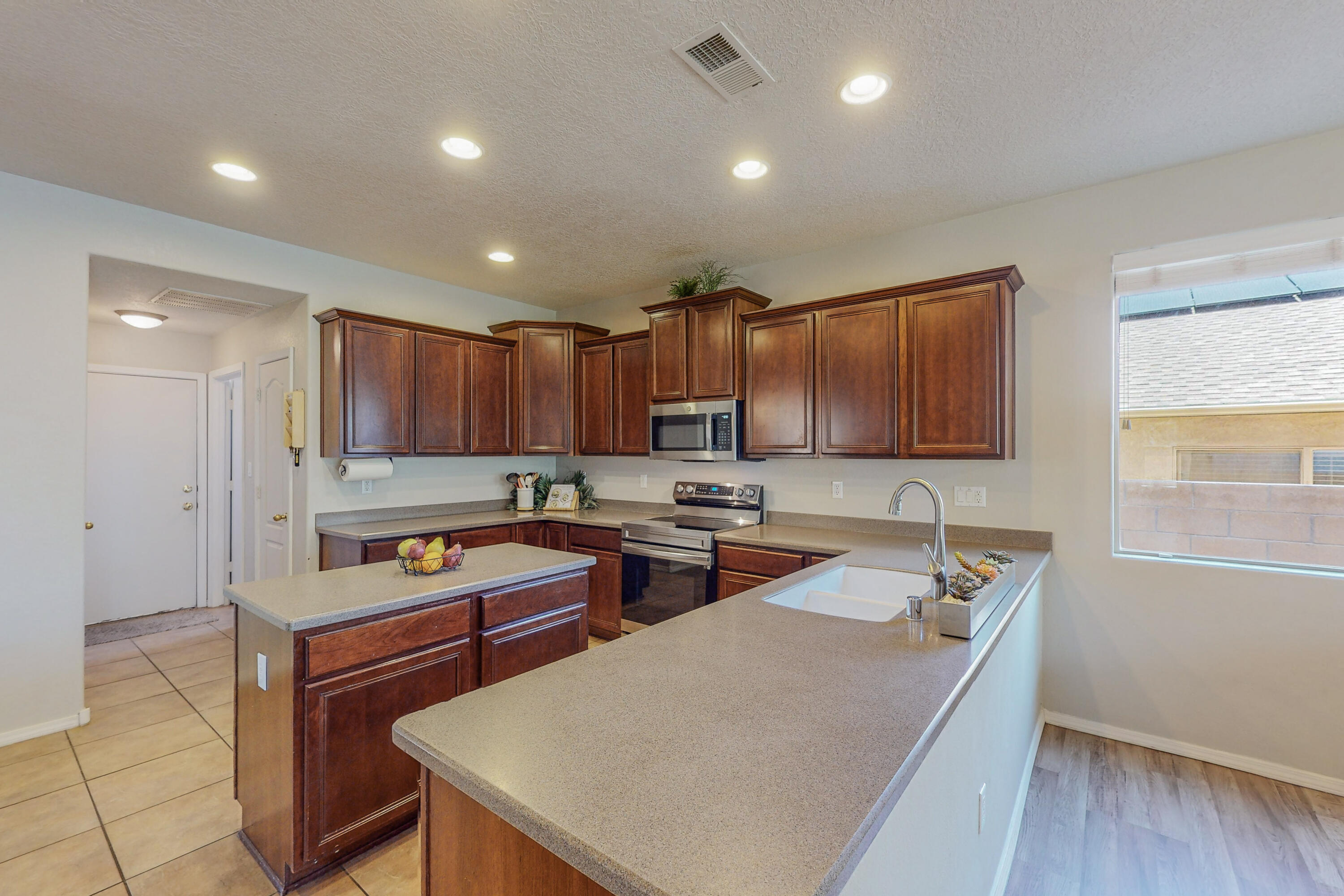 10500 Bitter Creek Drive NW