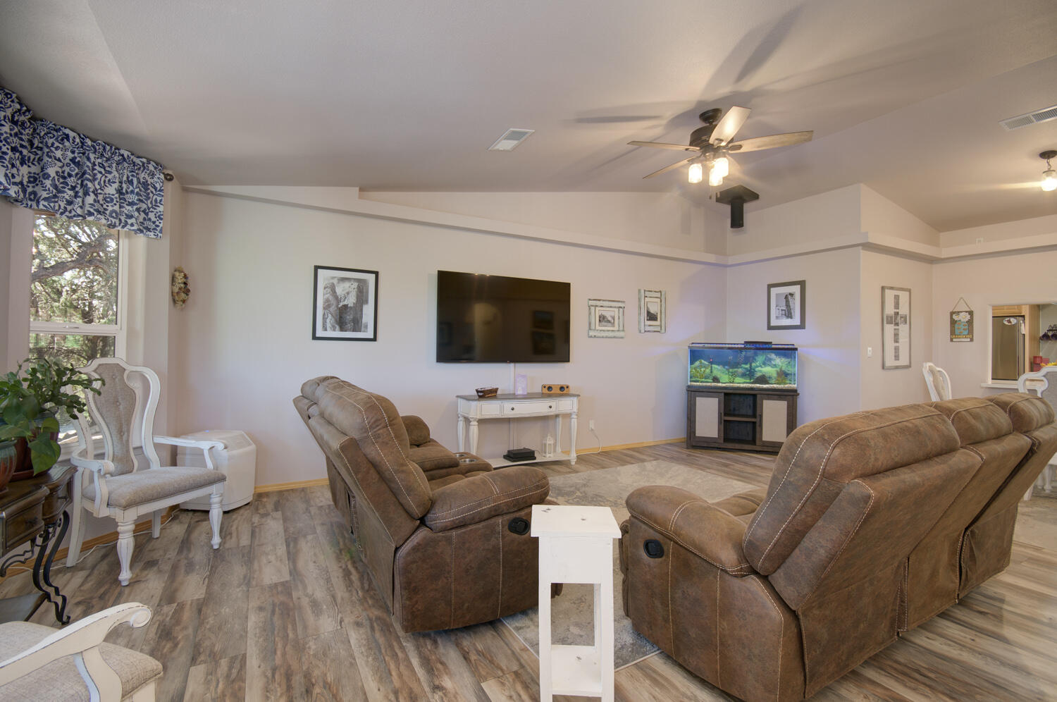 41 Mulberry Loop