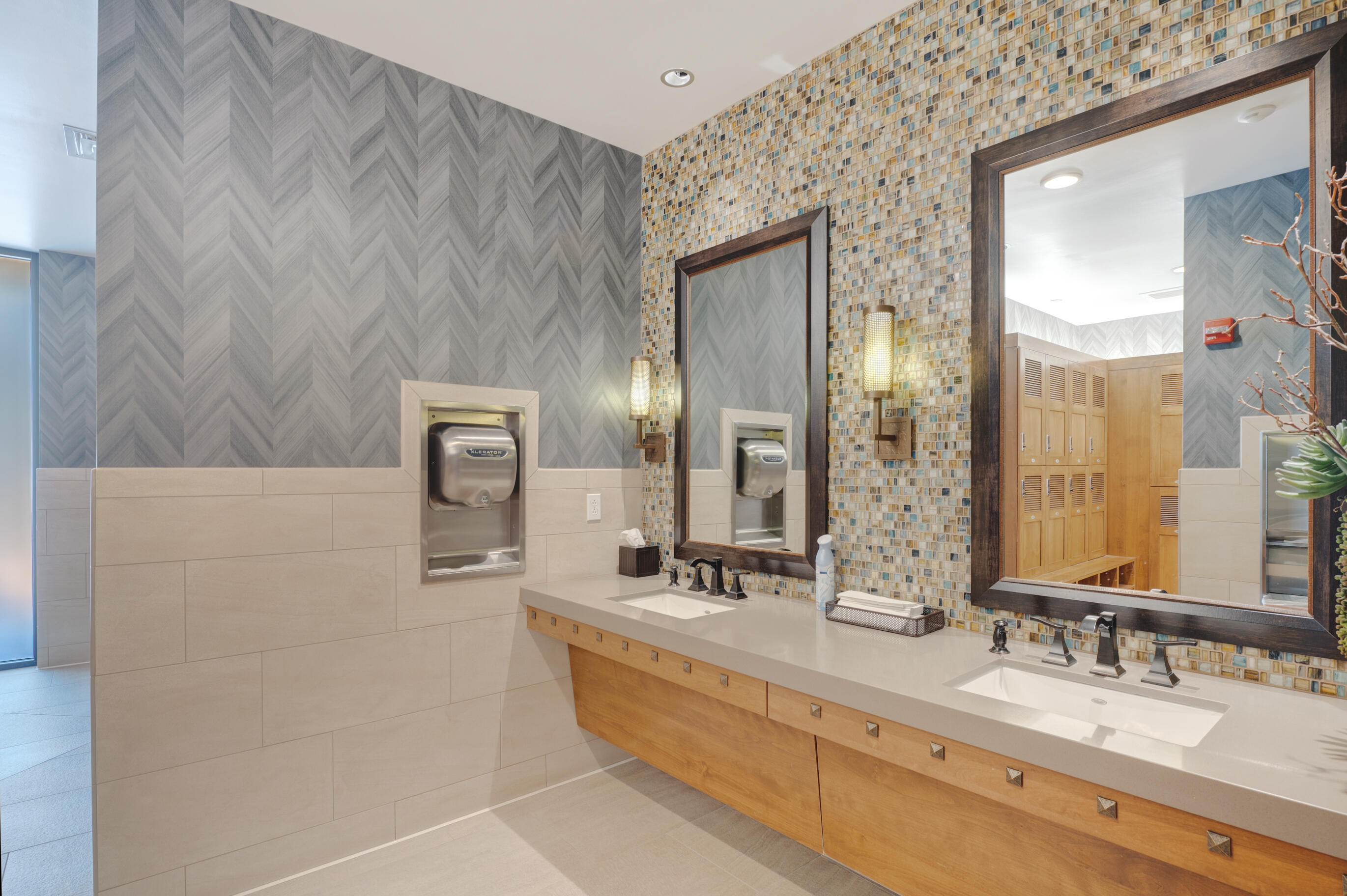 9236 Wind Caves Way NW