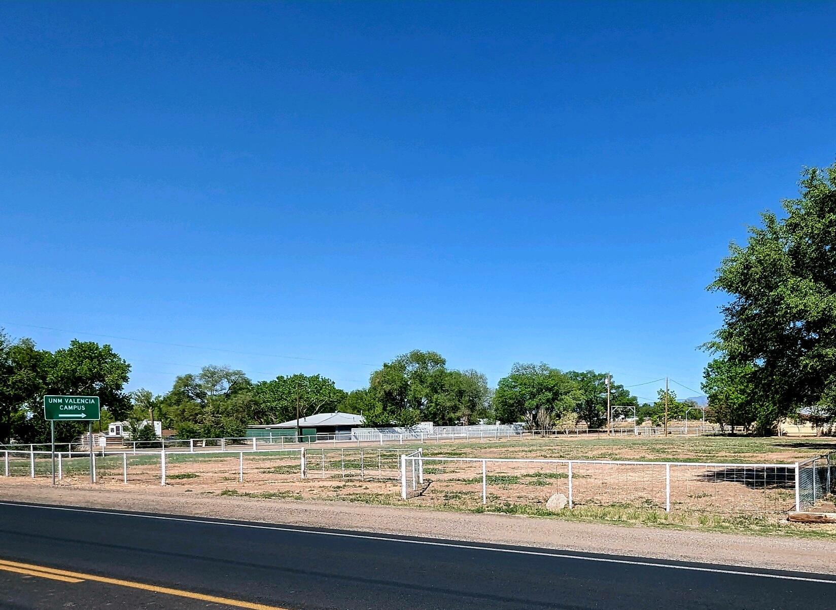 La Entrada Road