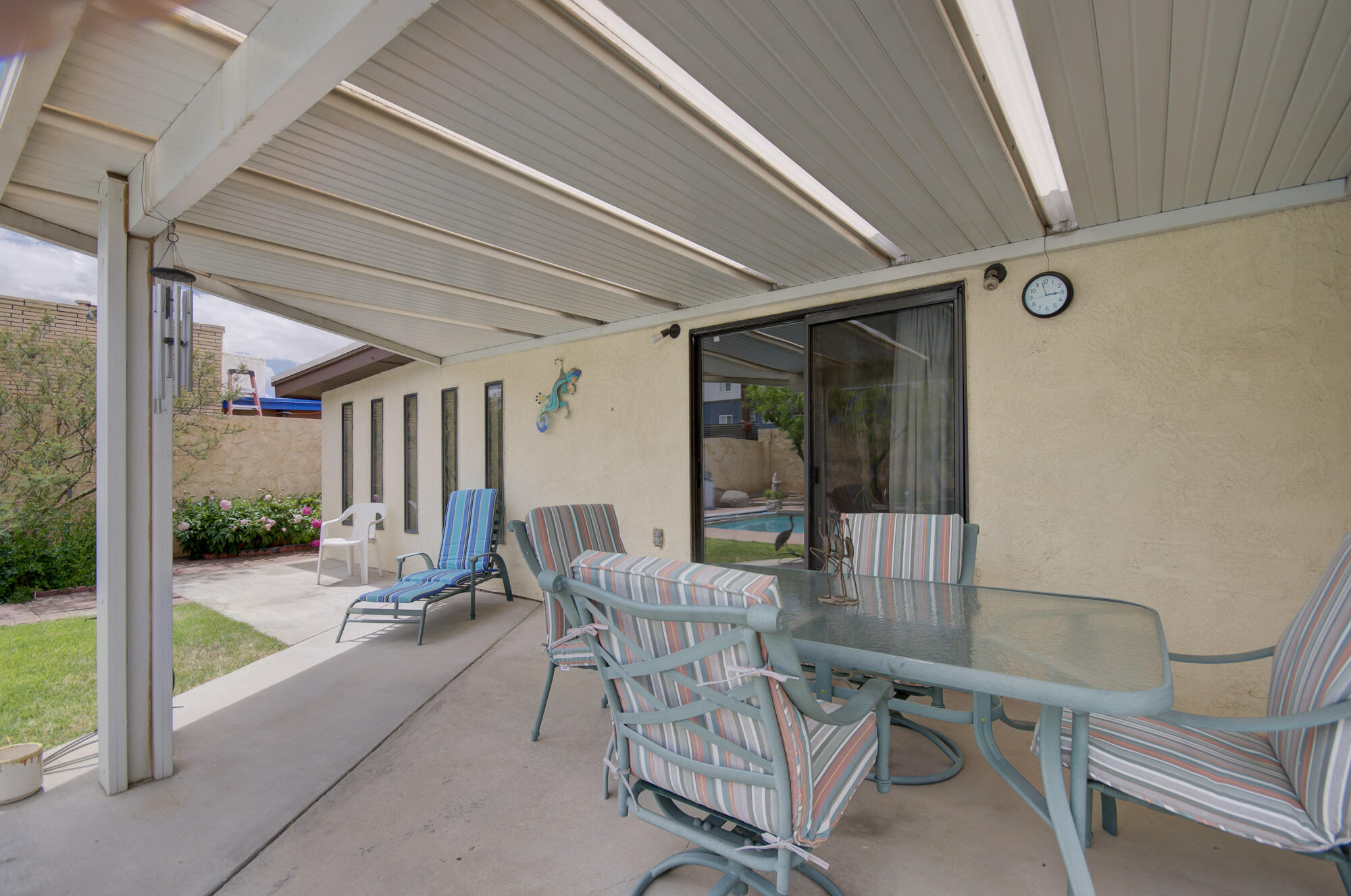 3318 Montclaire Drive NE