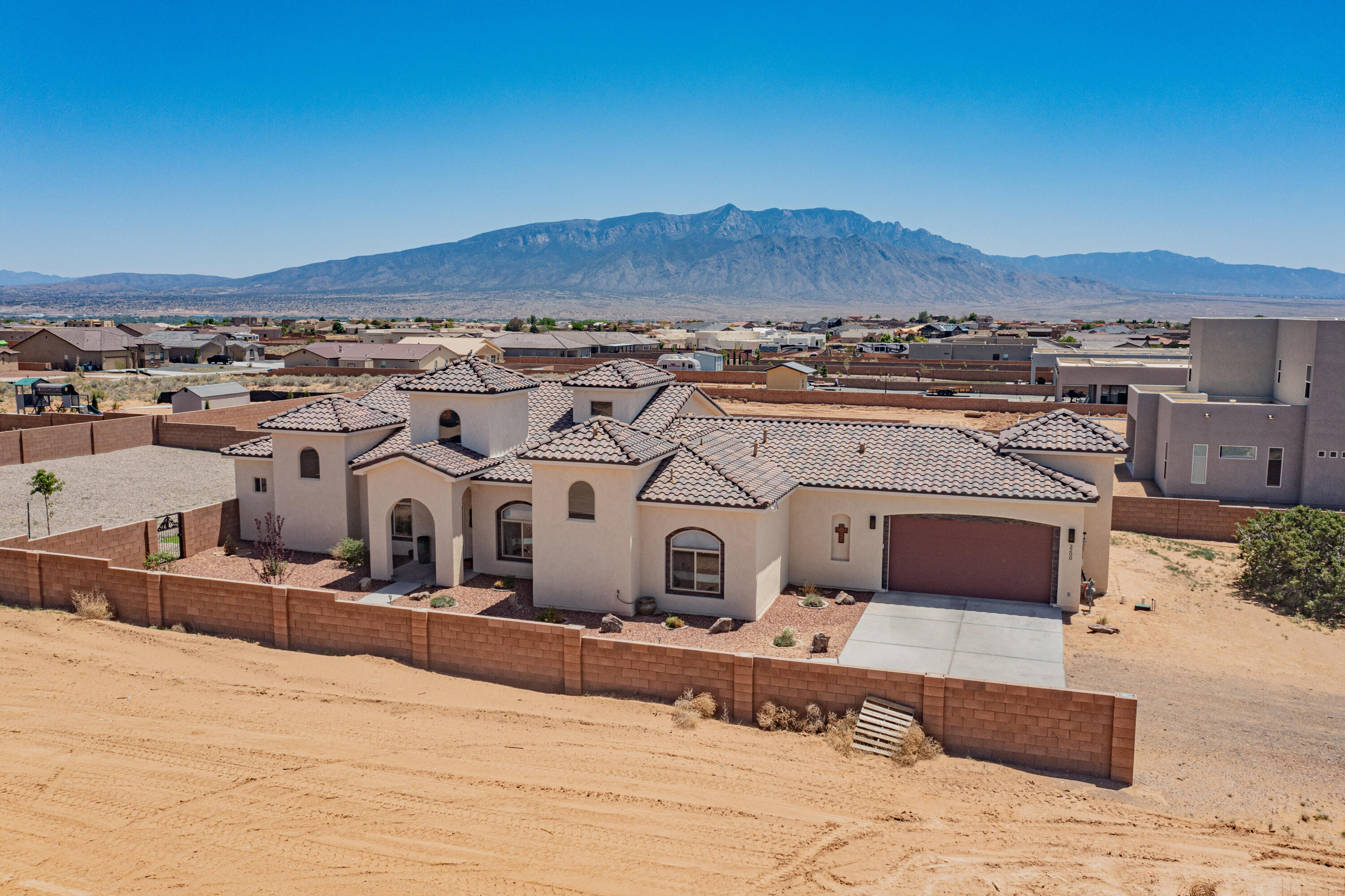 3200 Vatapa Road NE