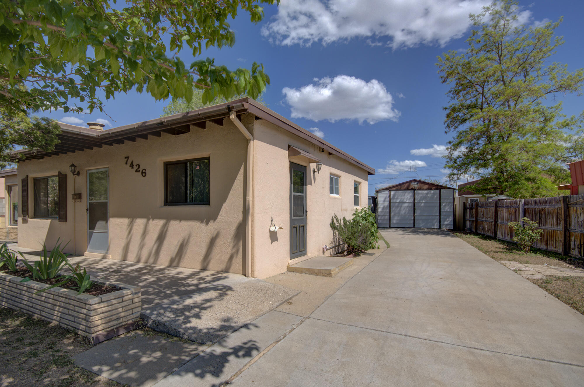 7426 Sky Court Circle NE