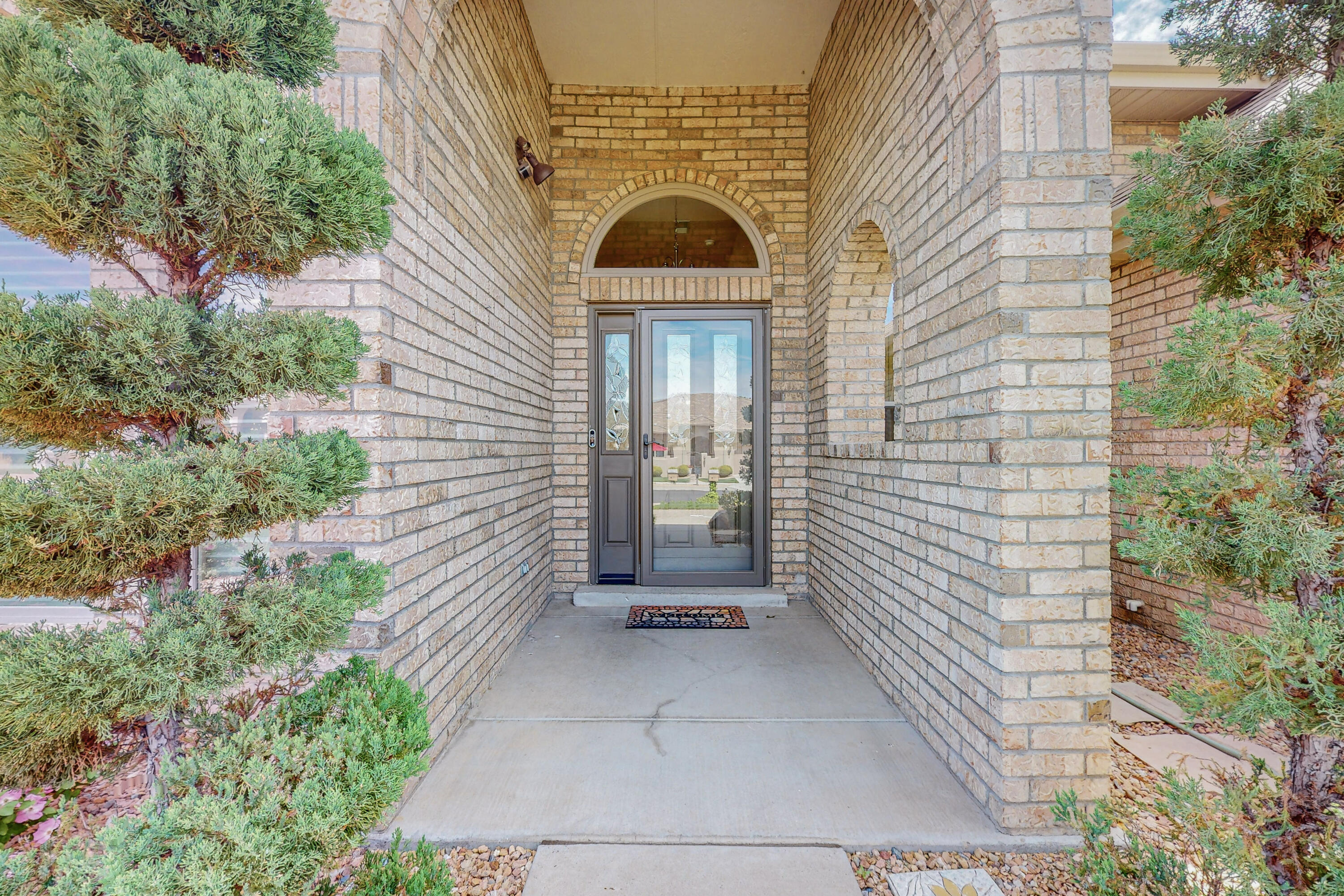 6908 Brandywine Loop NE