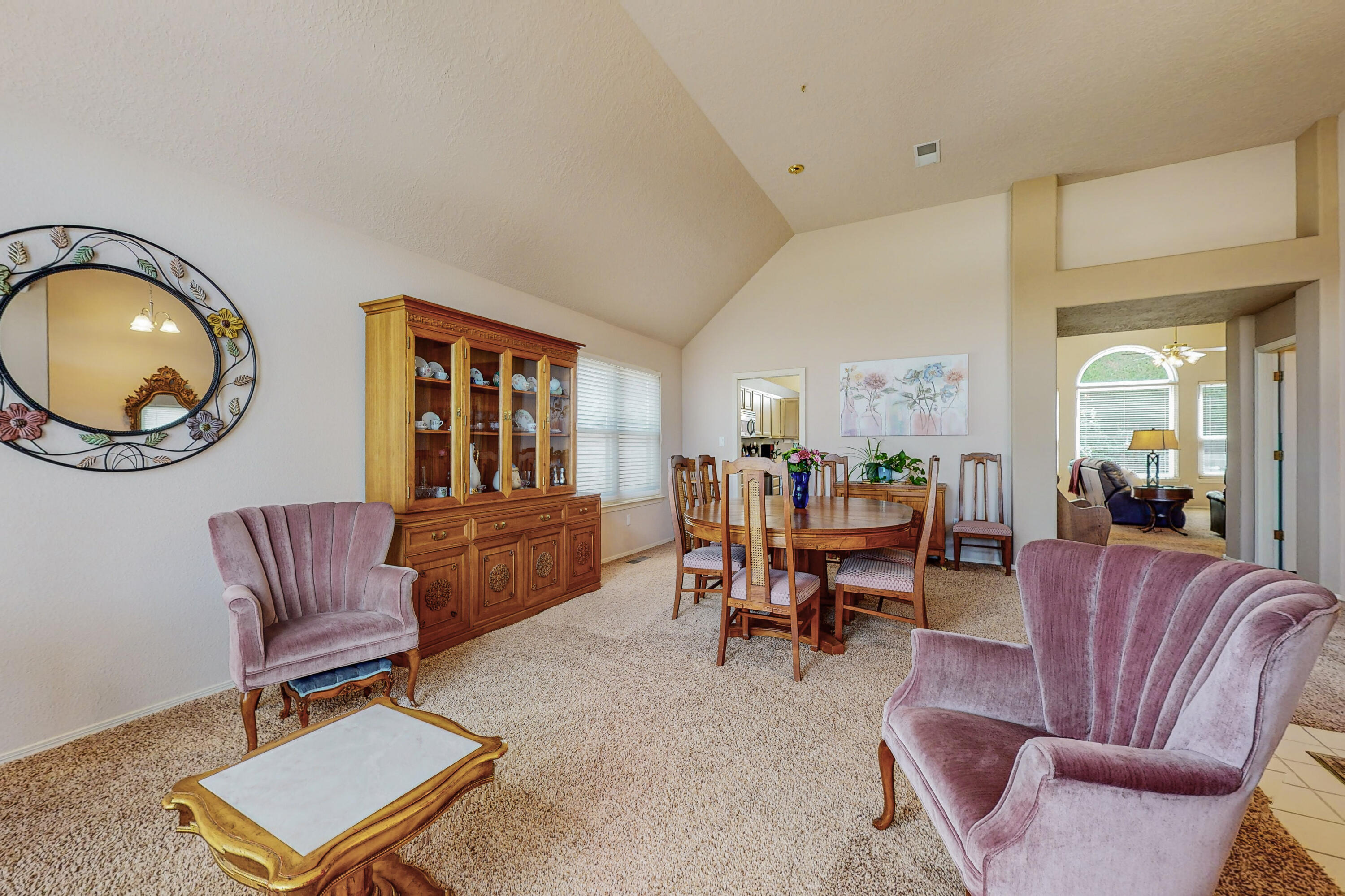 6908 Brandywine Loop NE