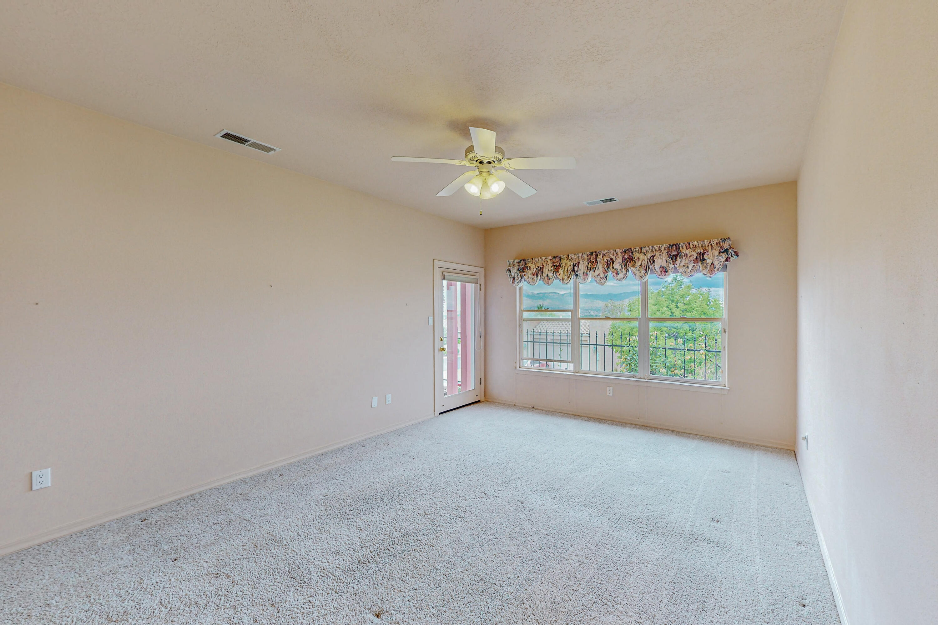 9212 San Leandro Lane NW