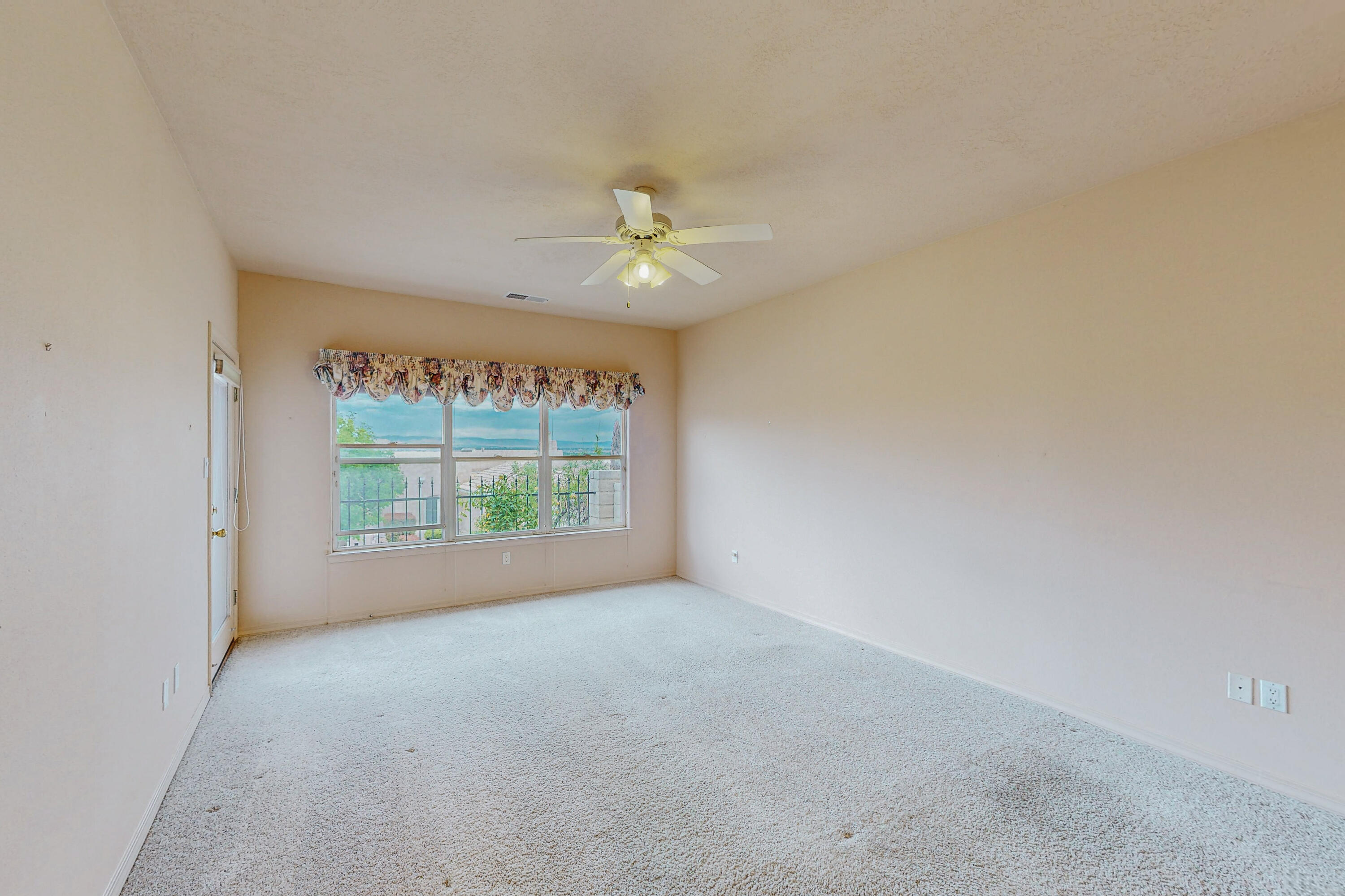 9212 San Leandro Lane NW