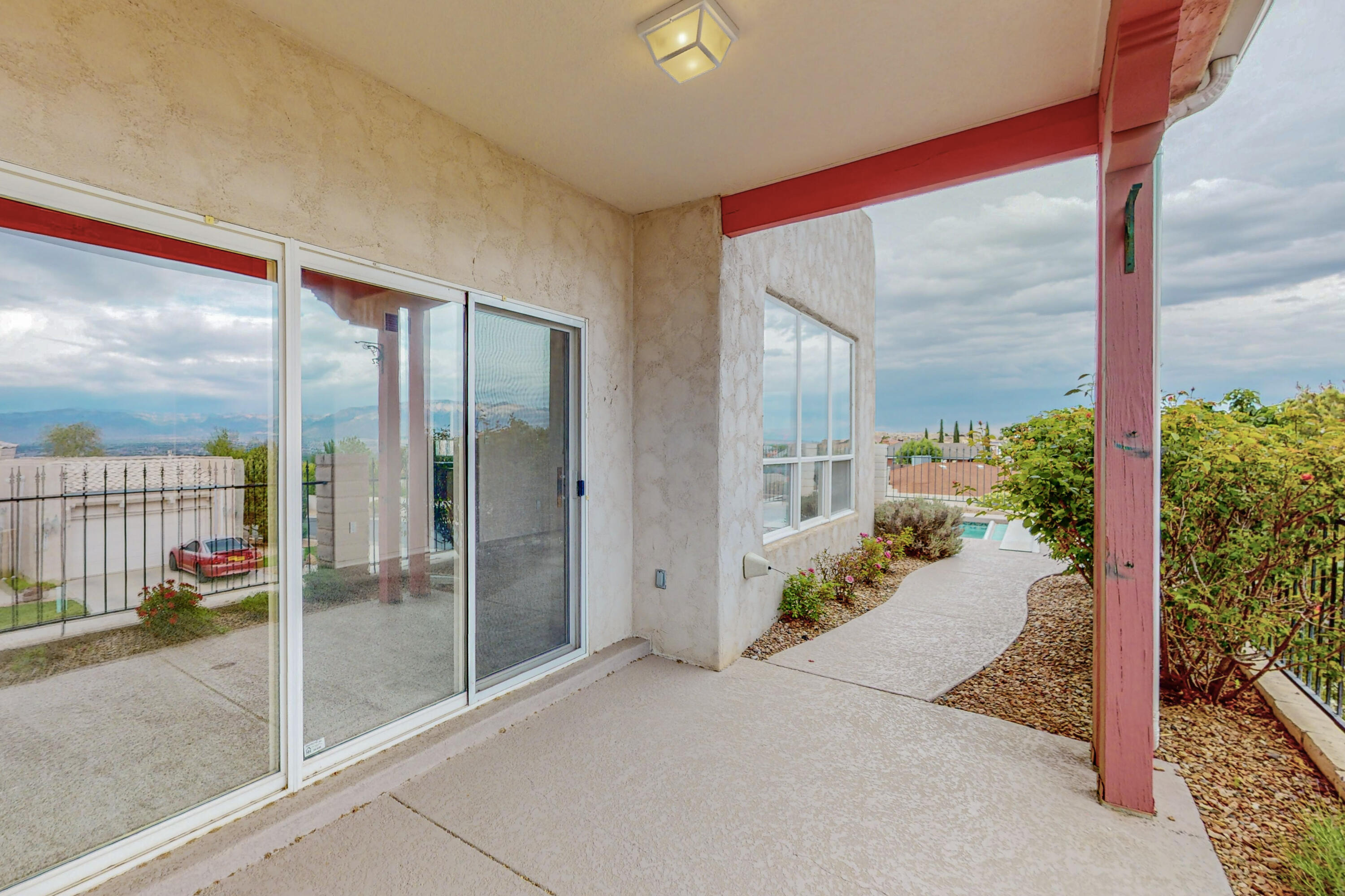 9212 San Leandro Lane NW