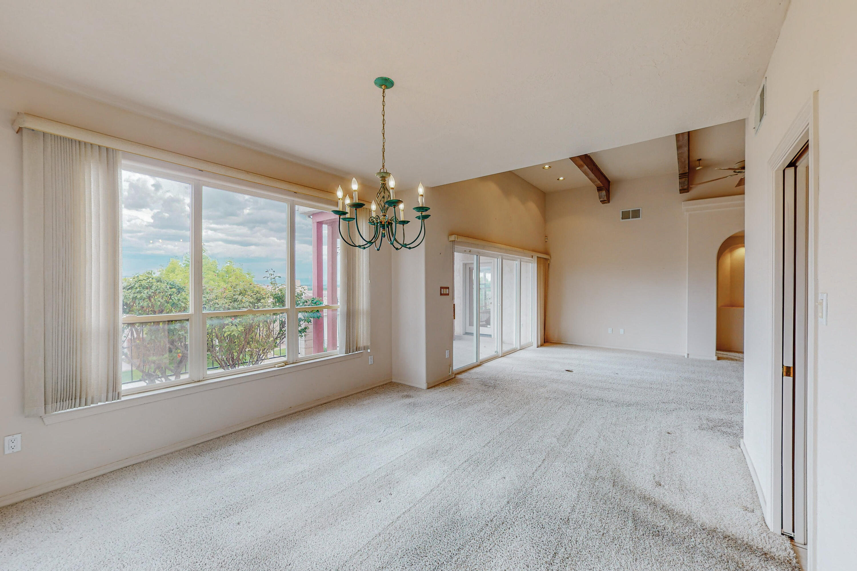 9212 San Leandro Lane NW