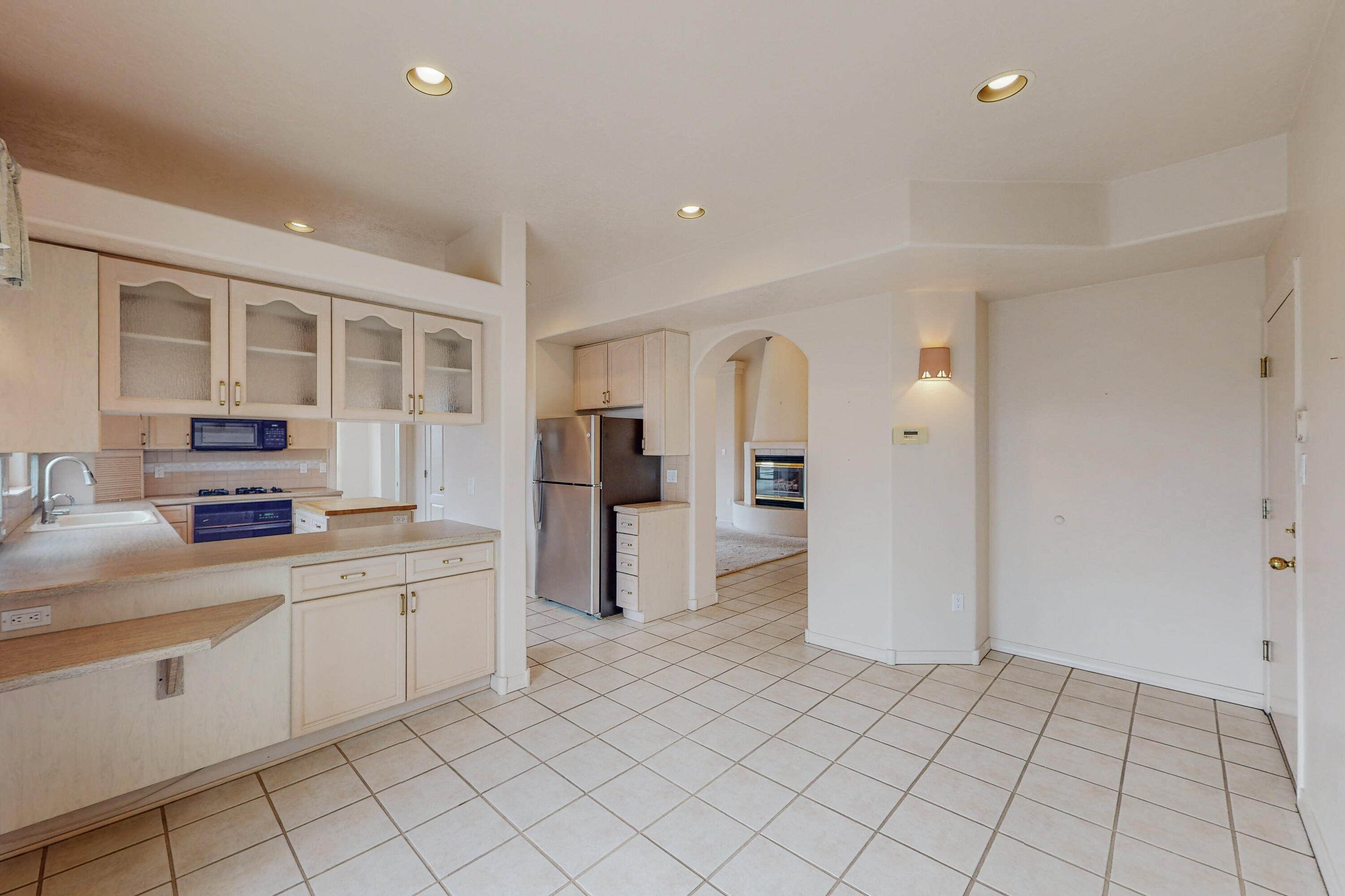 9212 San Leandro Lane NW