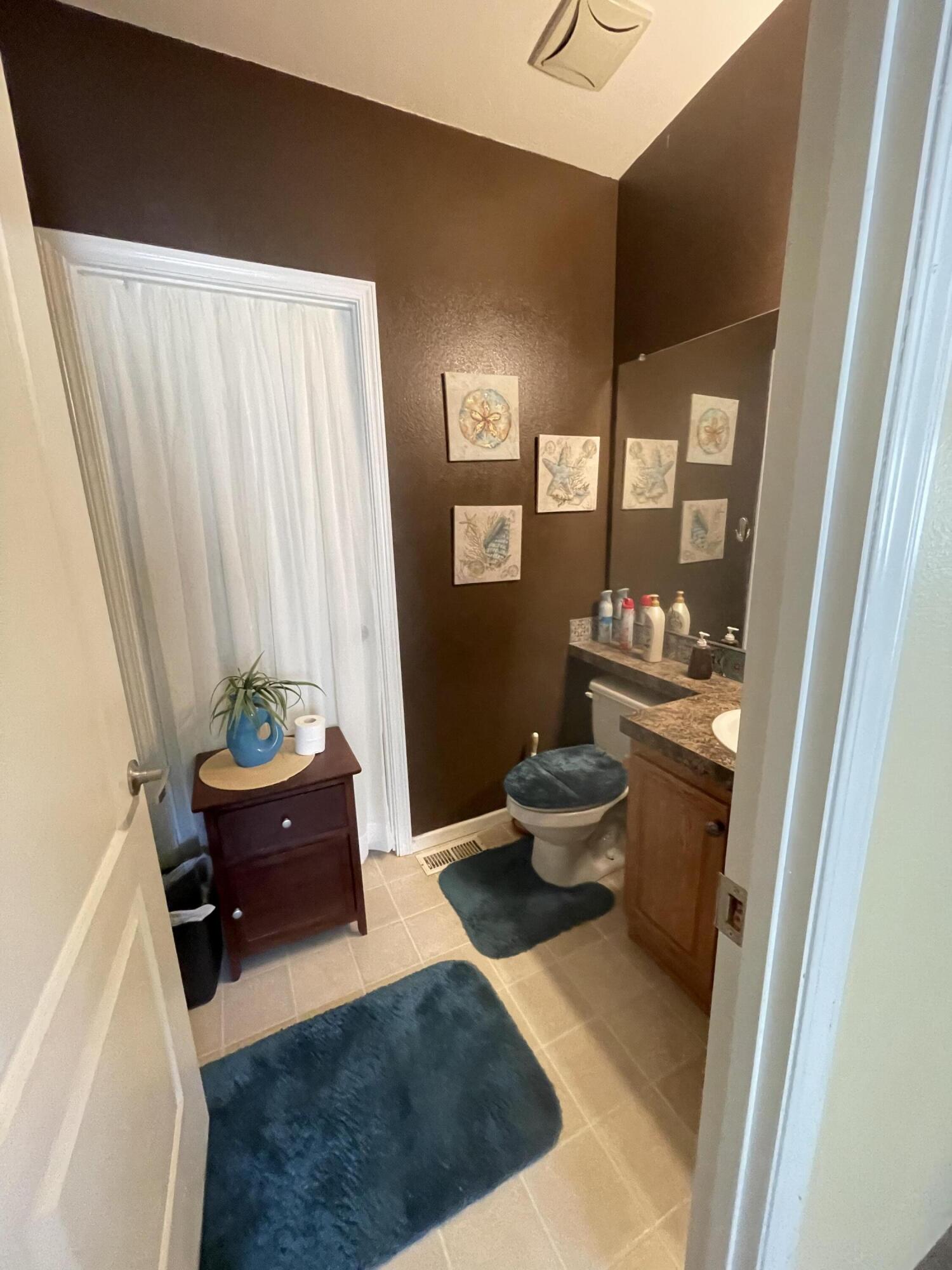 13 Zuni Trail