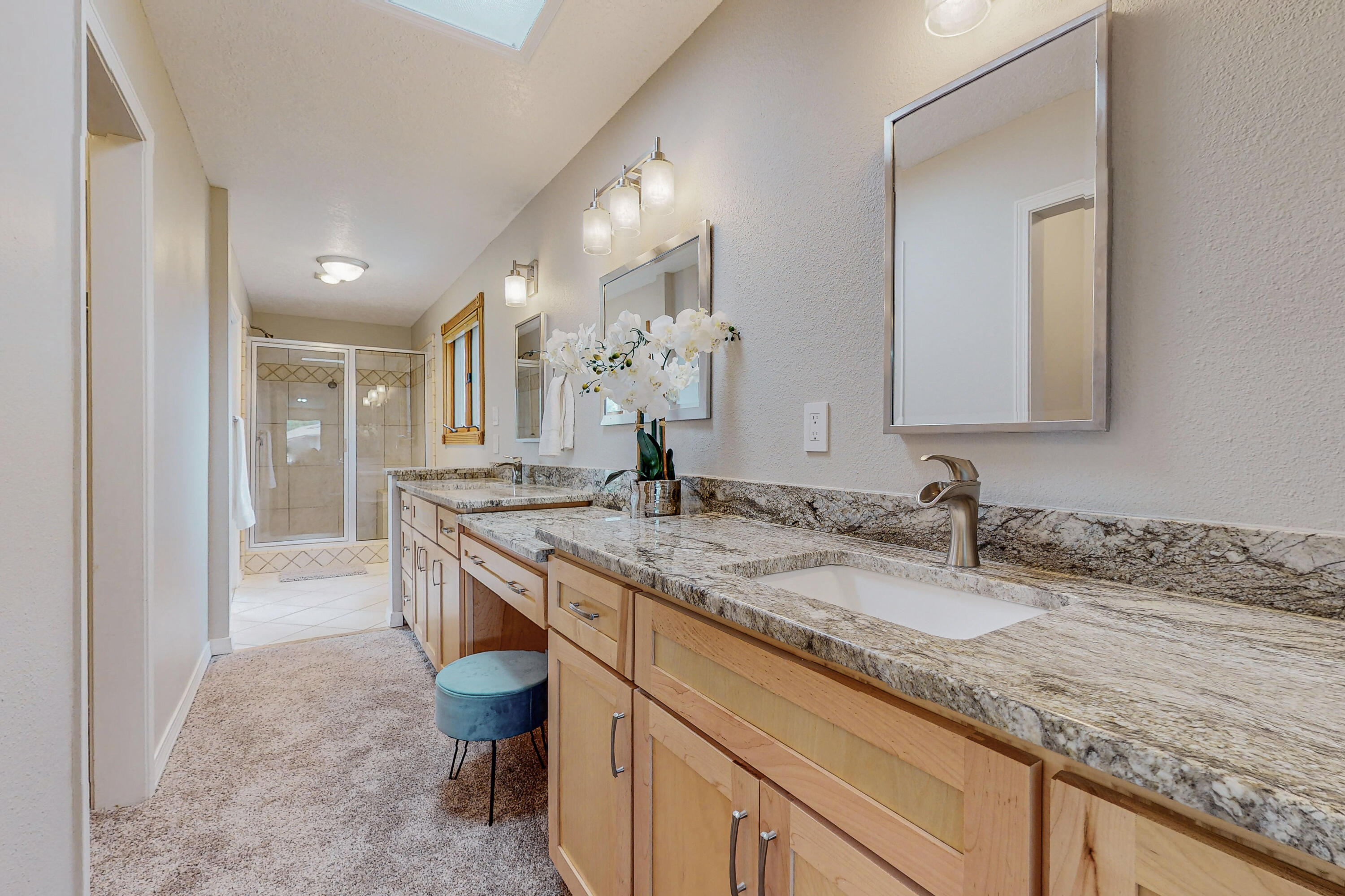 10204 Keeping Drive NW