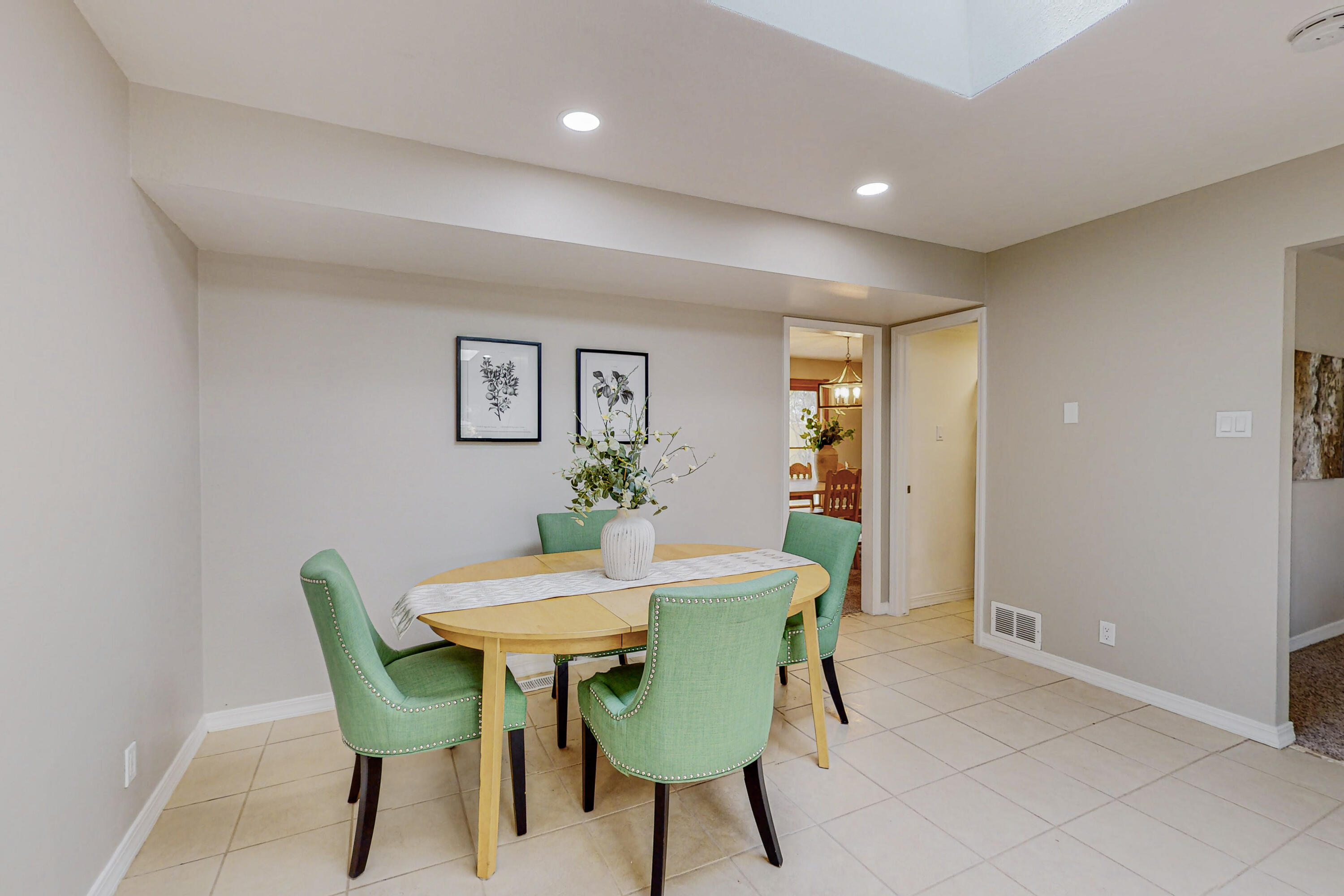 10204 Keeping Drive NW