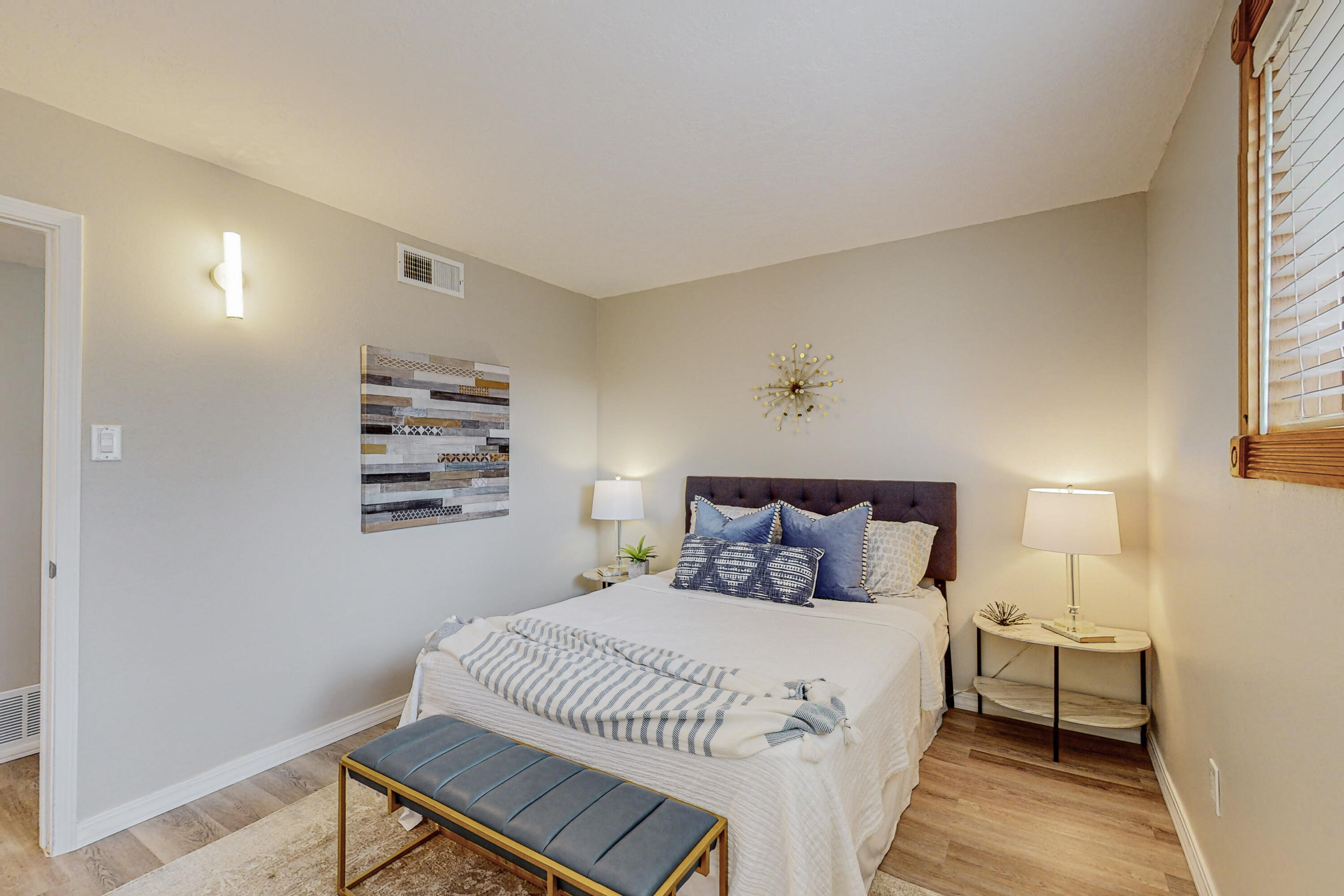 10204 Keeping Drive NW