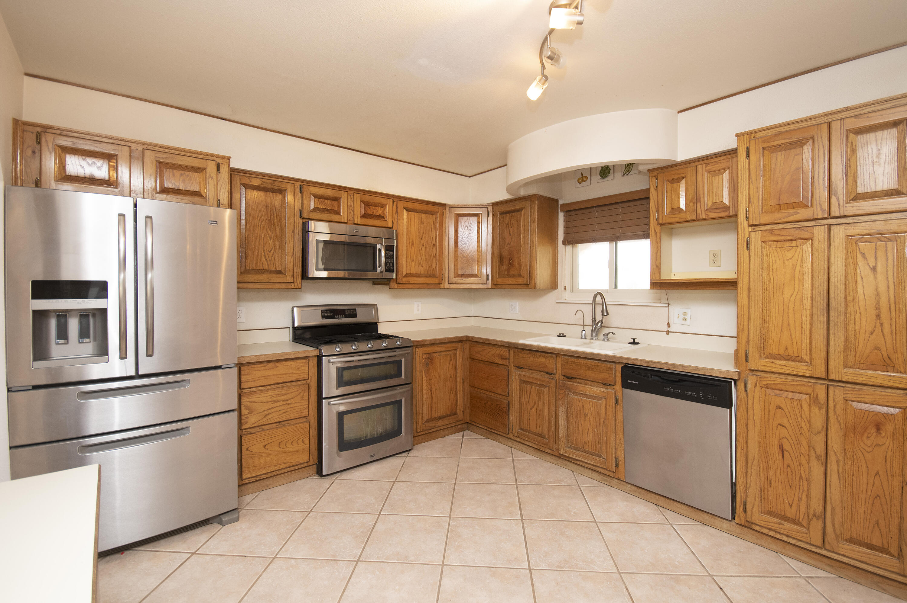 2908 Maplewood Drive SW