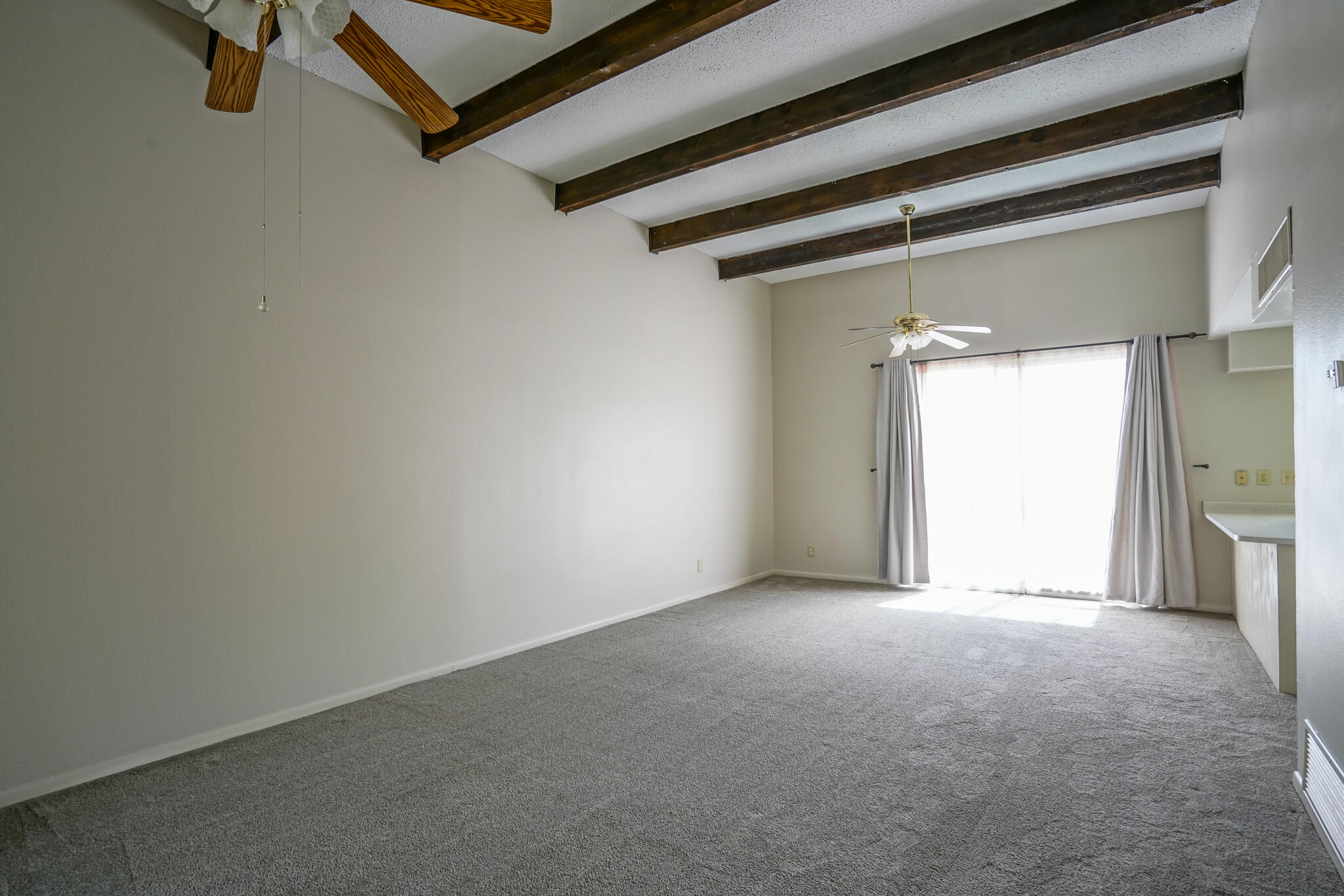 1305 Rio Rancho Drive SE Unit: F