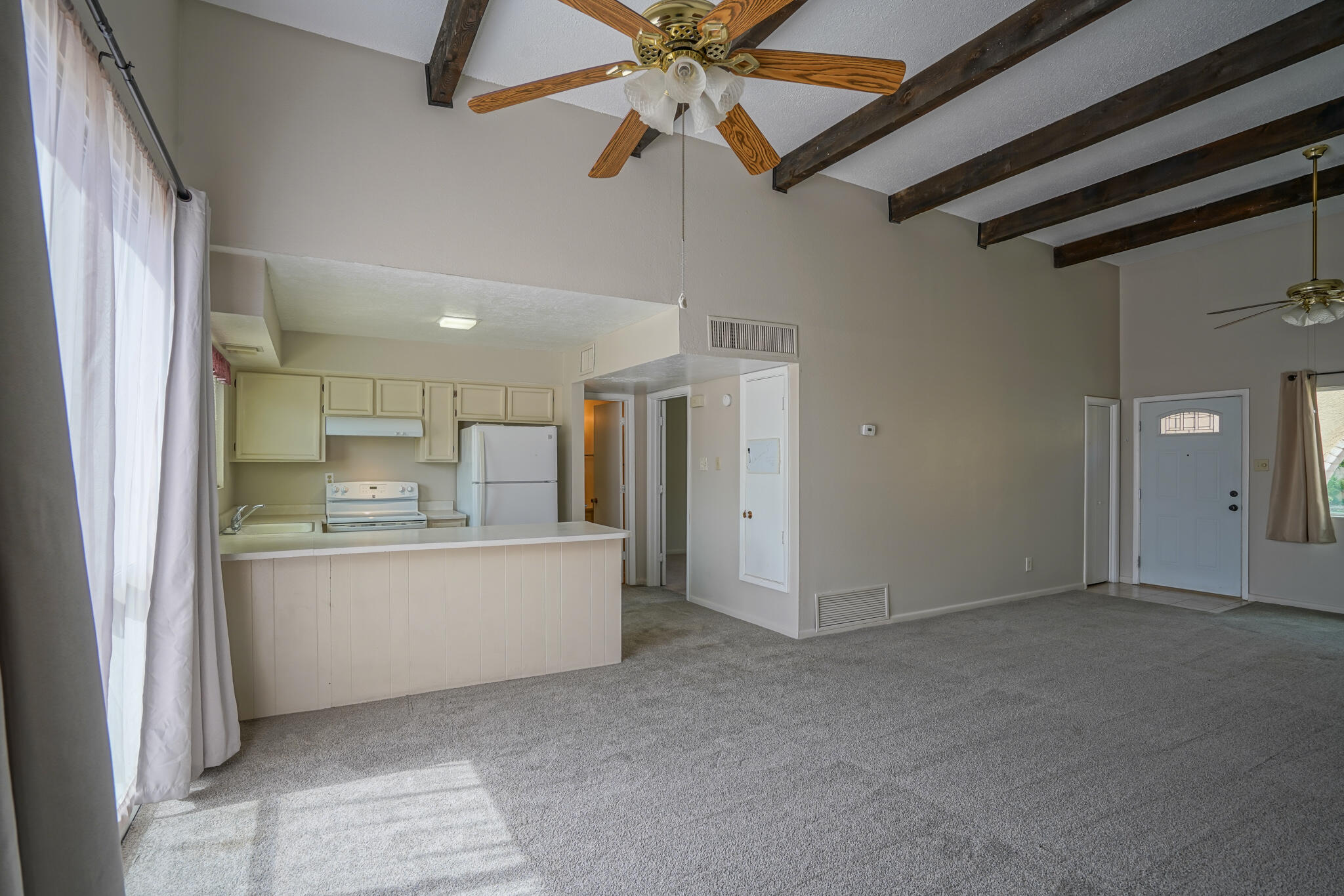 1305 Rio Rancho Drive SE Unit: F