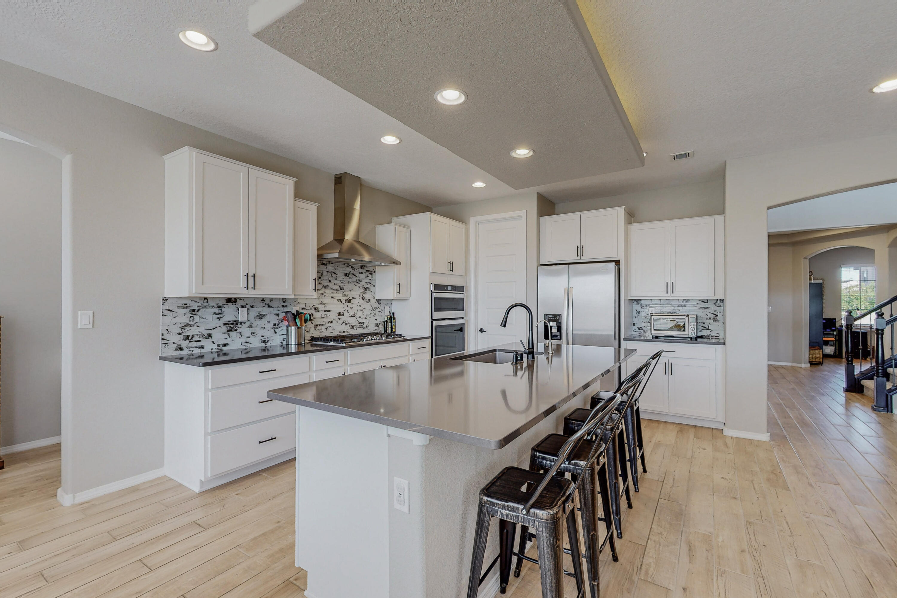 6016 Strand Loop SE