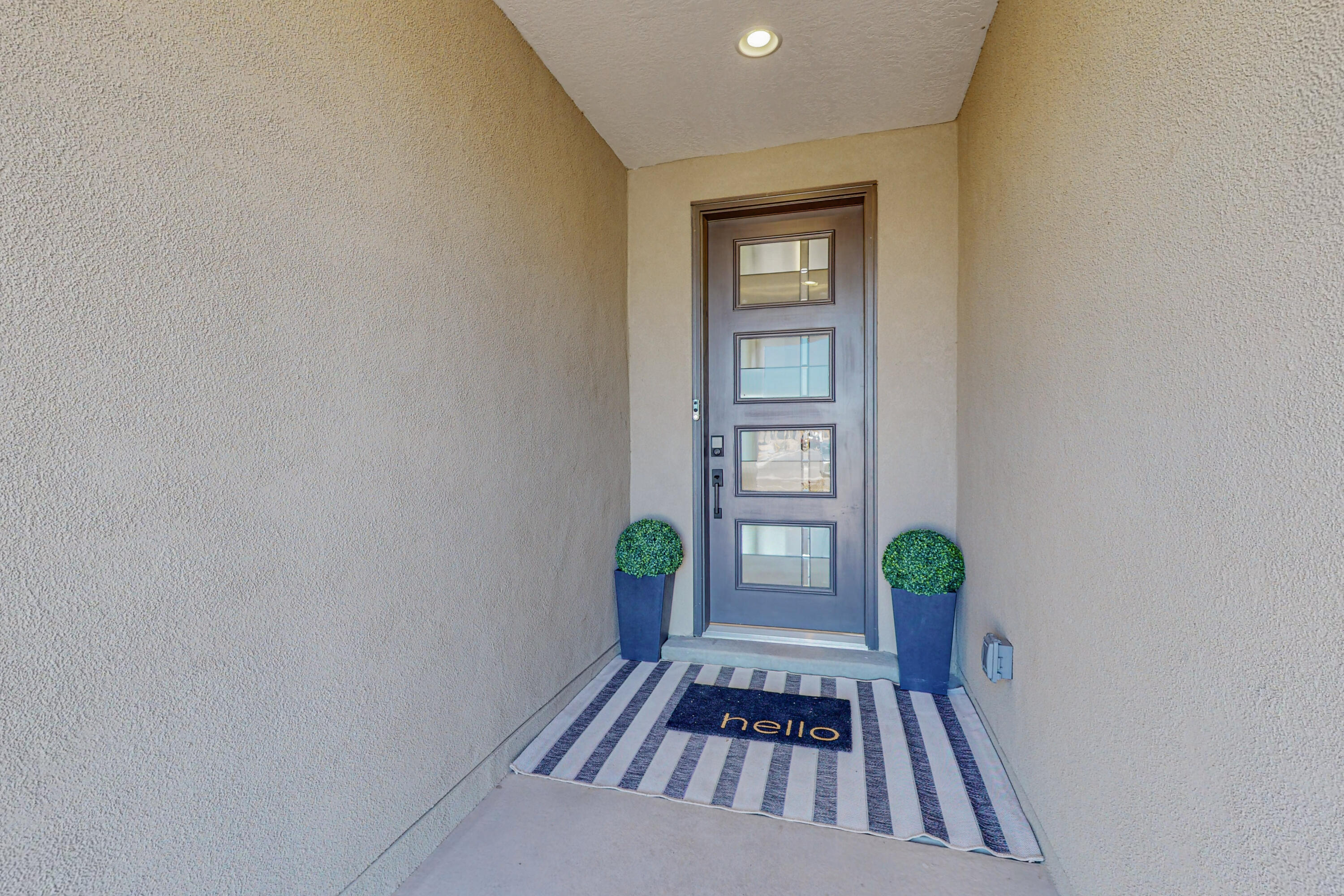 6016 Strand Loop SE