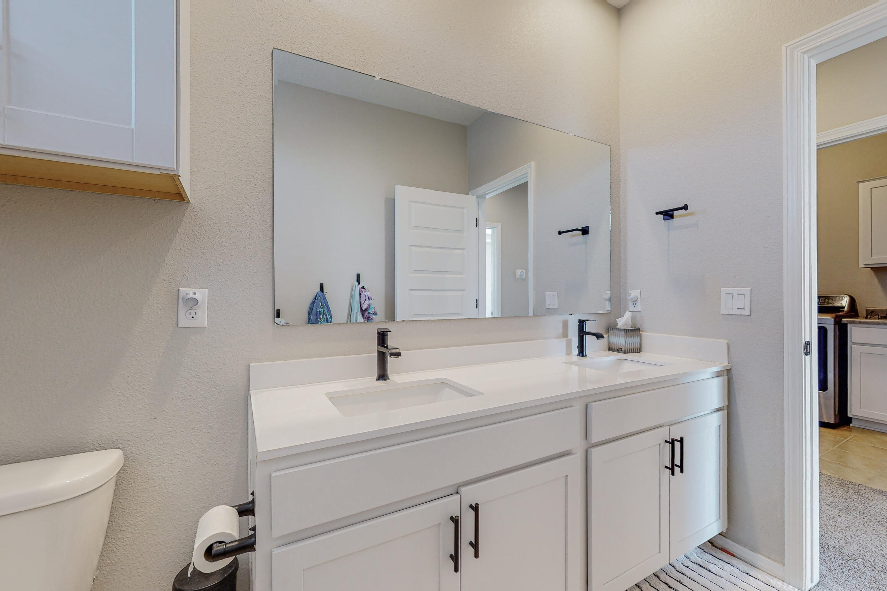 6016 Strand Loop SE