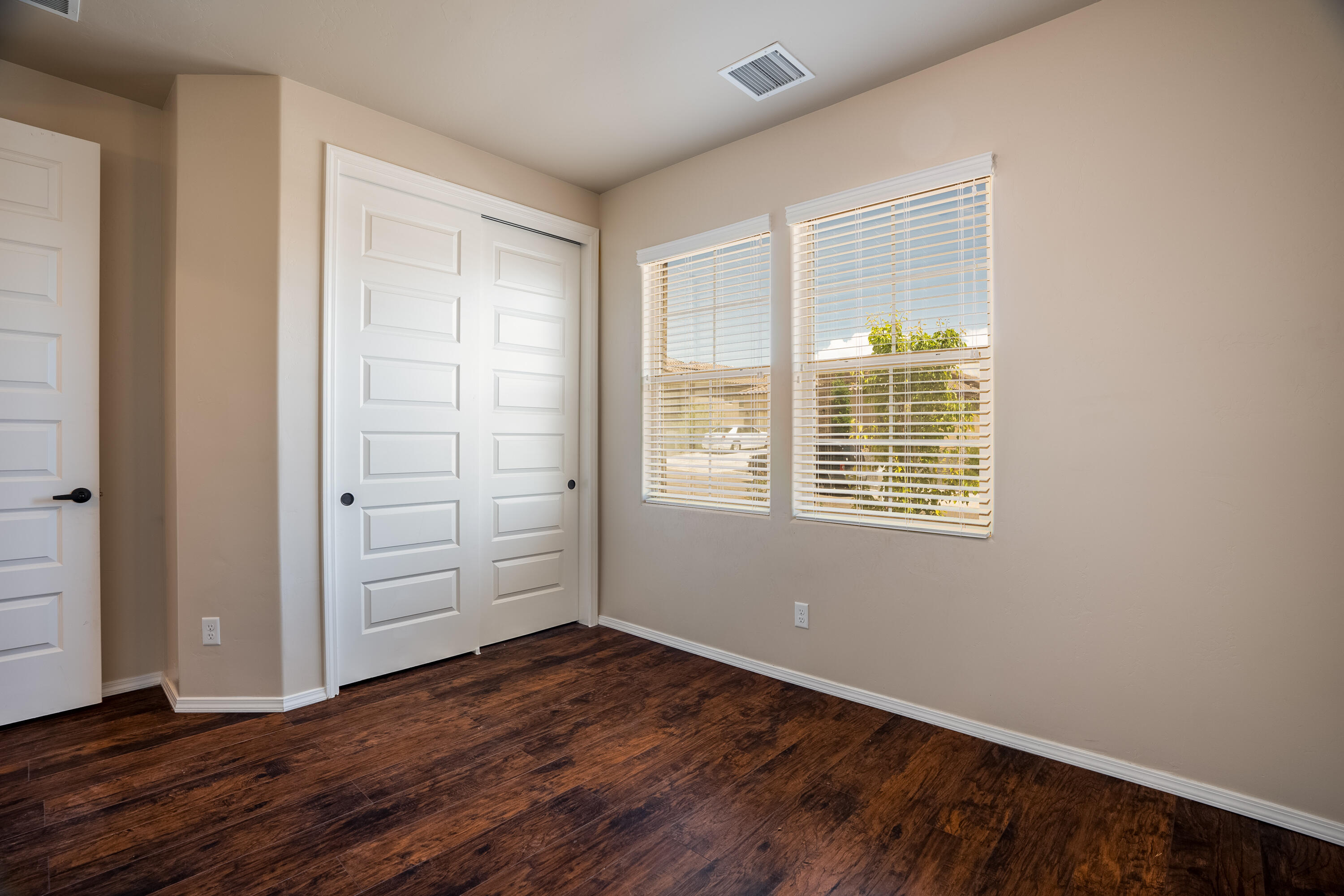4270 Mountain Trail Loop NE