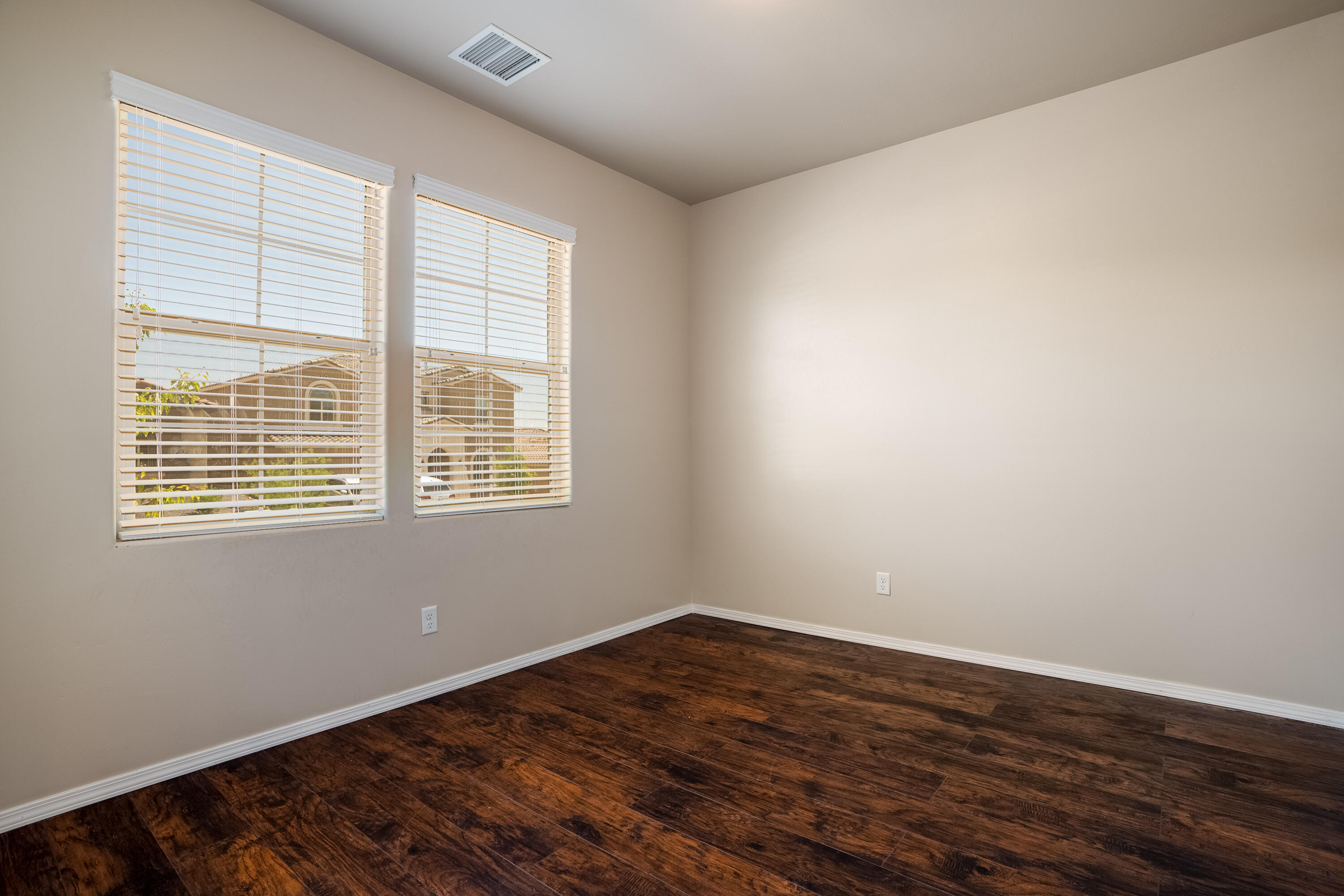 4270 Mountain Trail Loop NE