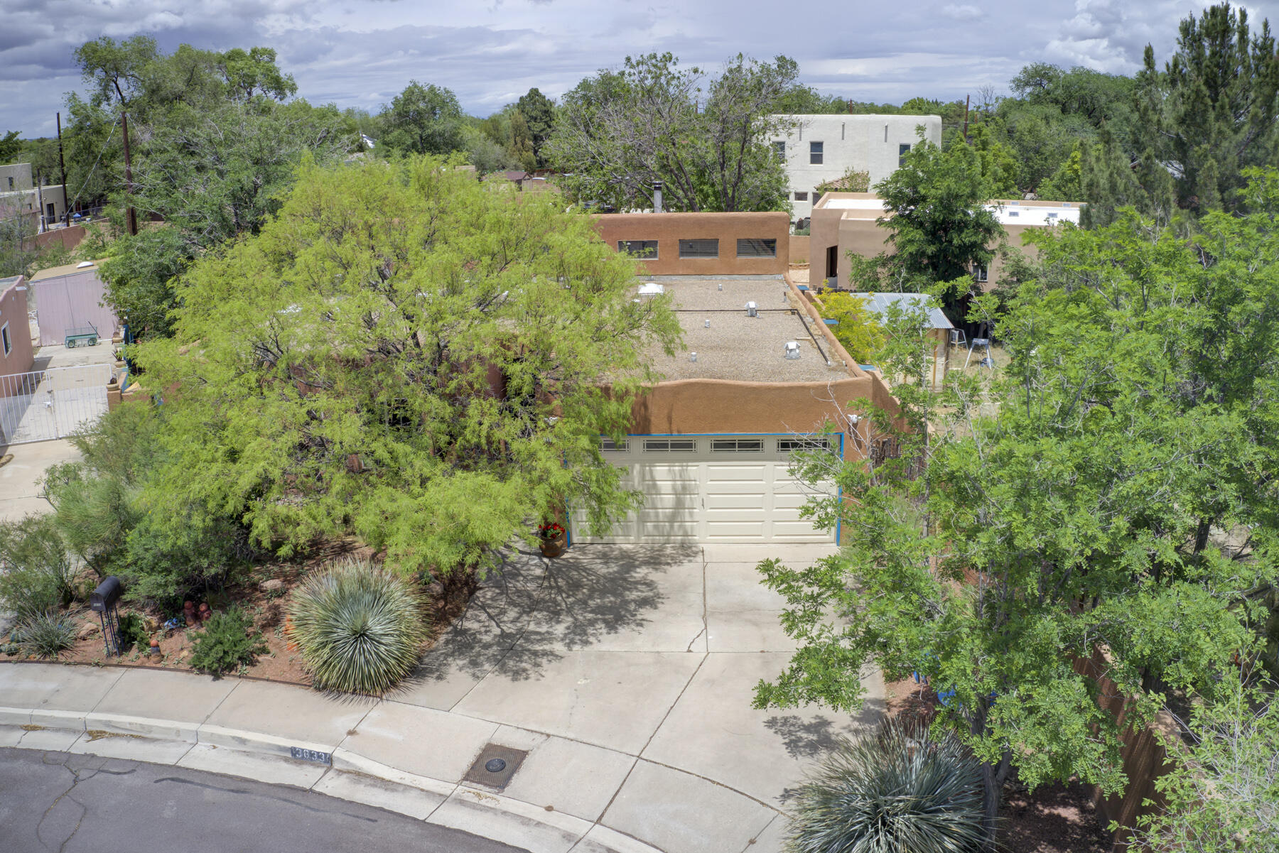 3833 Don Juan Court NW