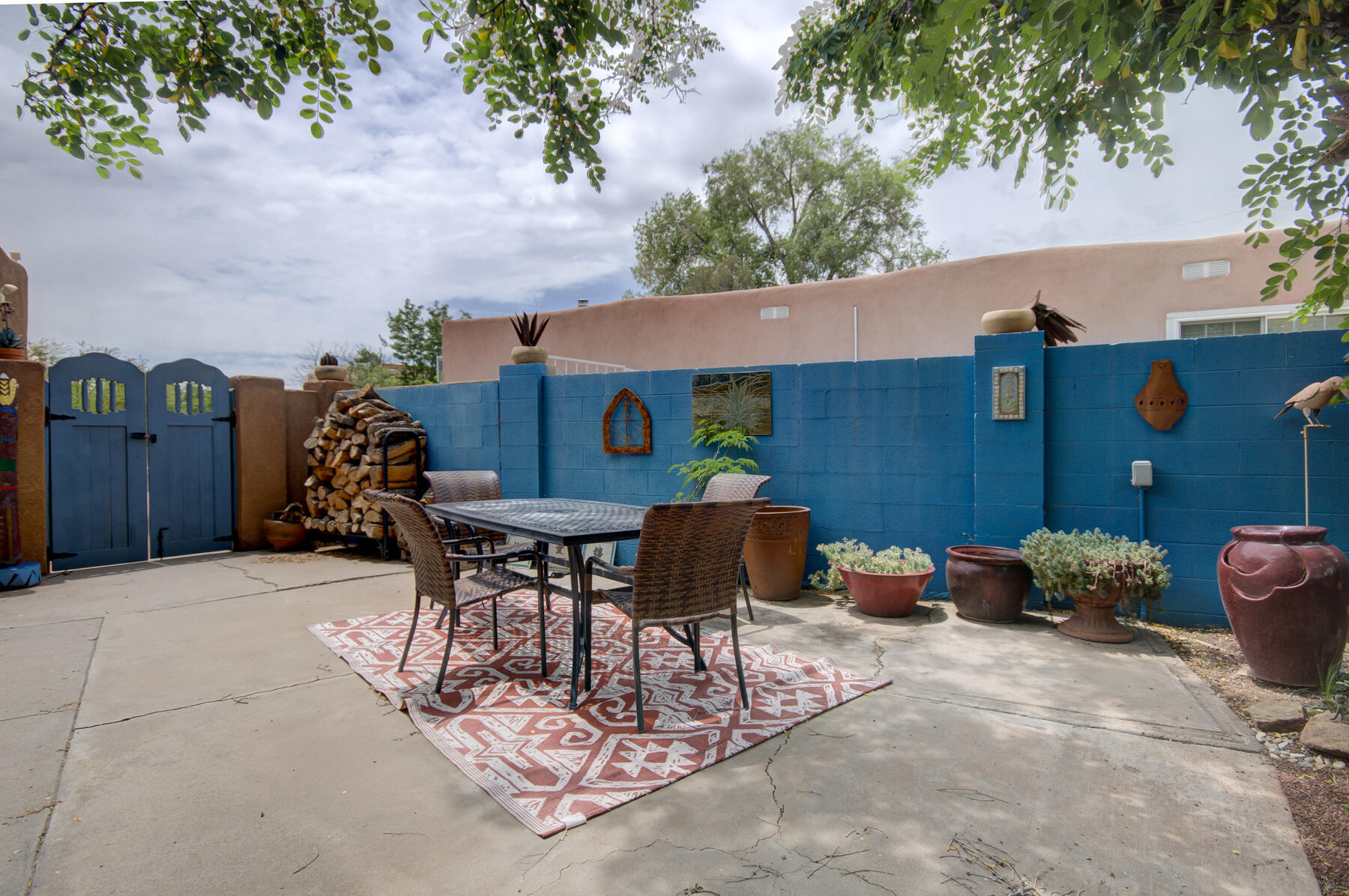 3833 Don Juan Court NW