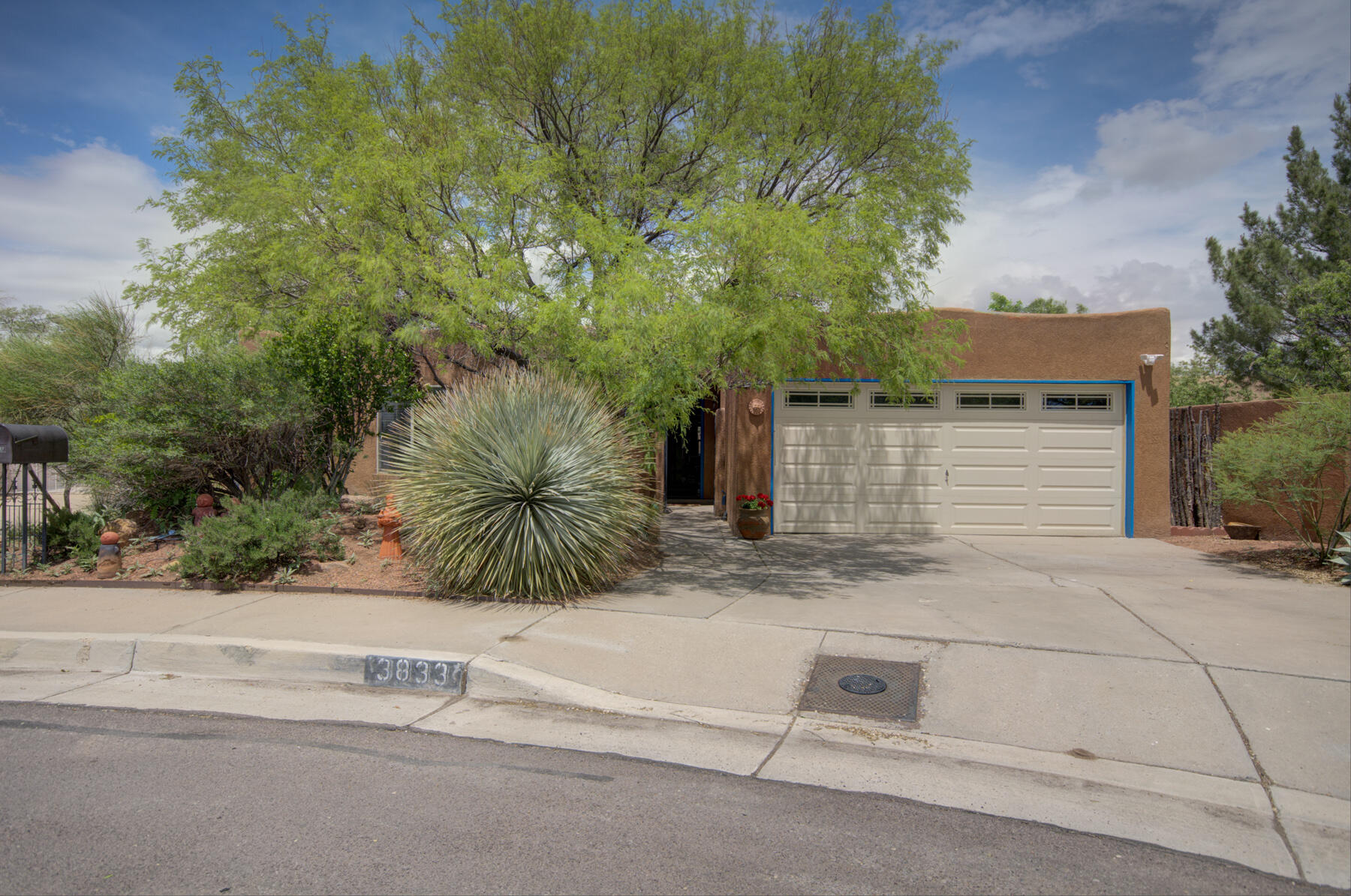 3833 Don Juan Court NW