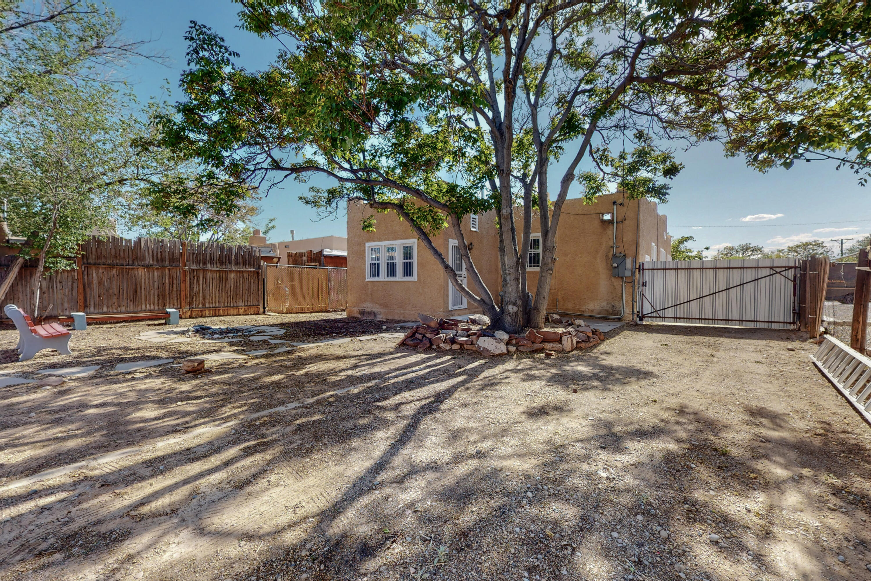 304 Princeton Drive SE