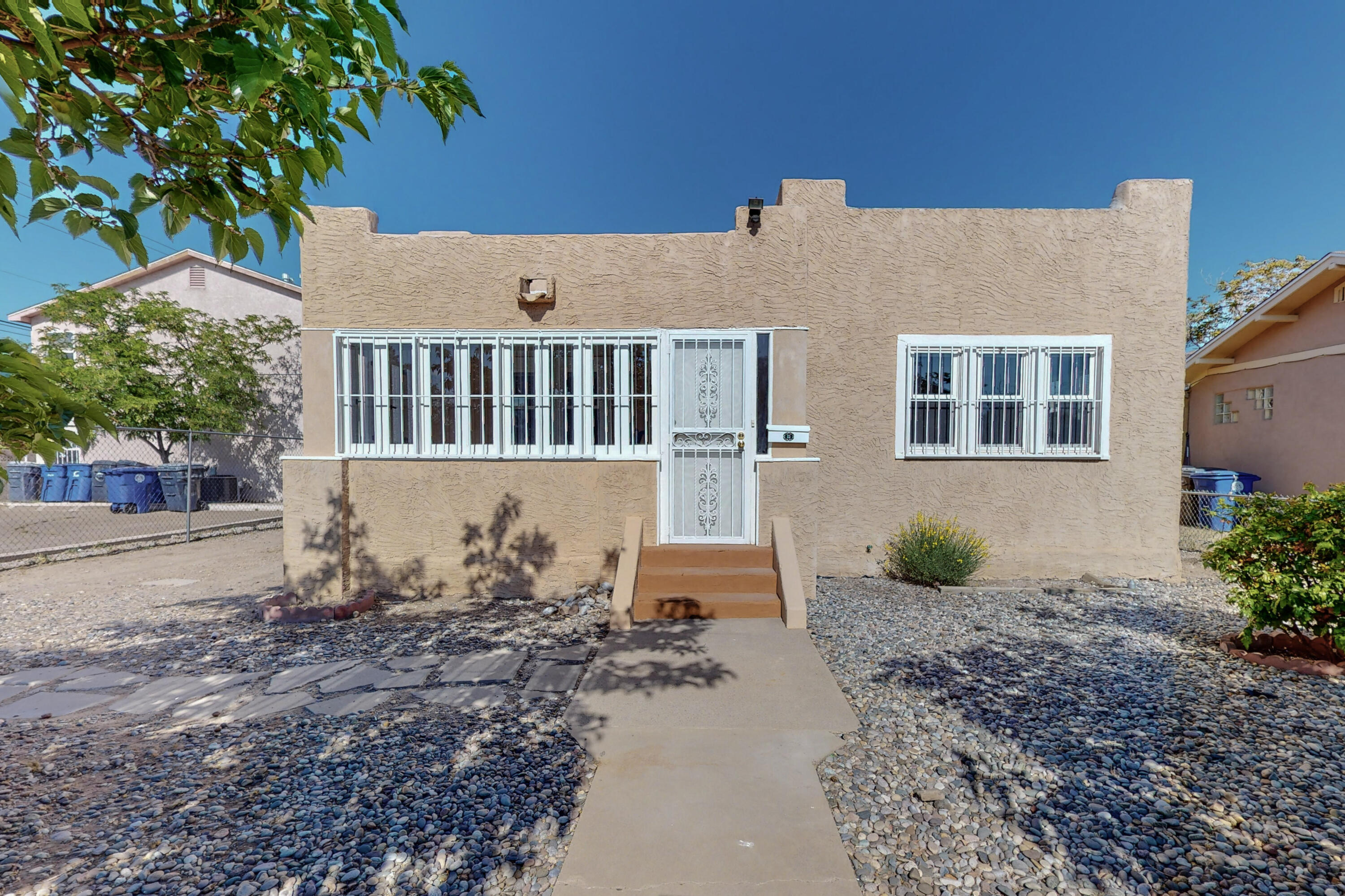 304 Princeton Drive SE