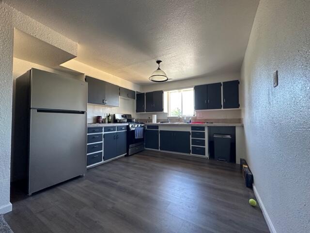 706 Center Avenue