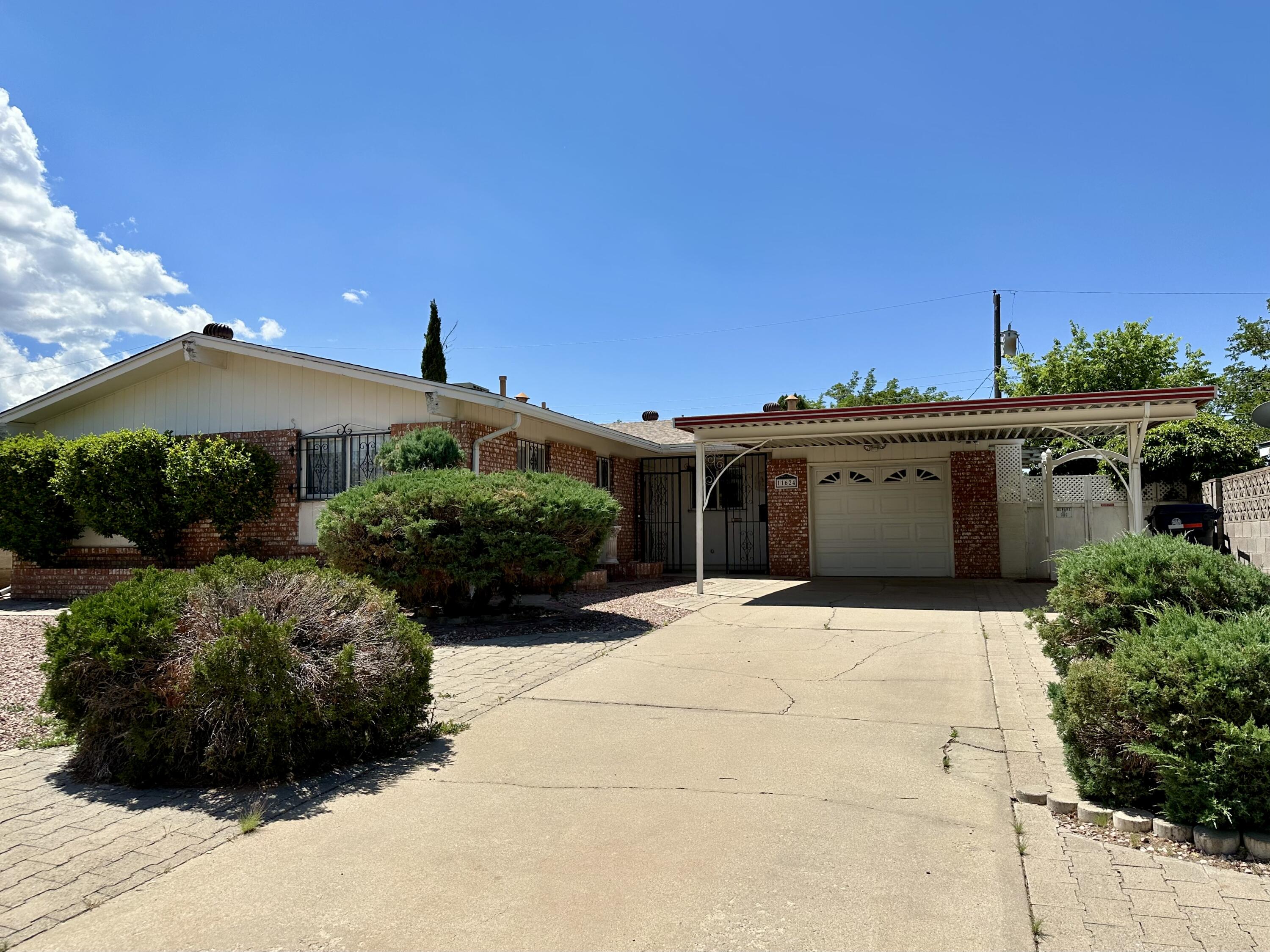 11624 Copper Avenue NE
