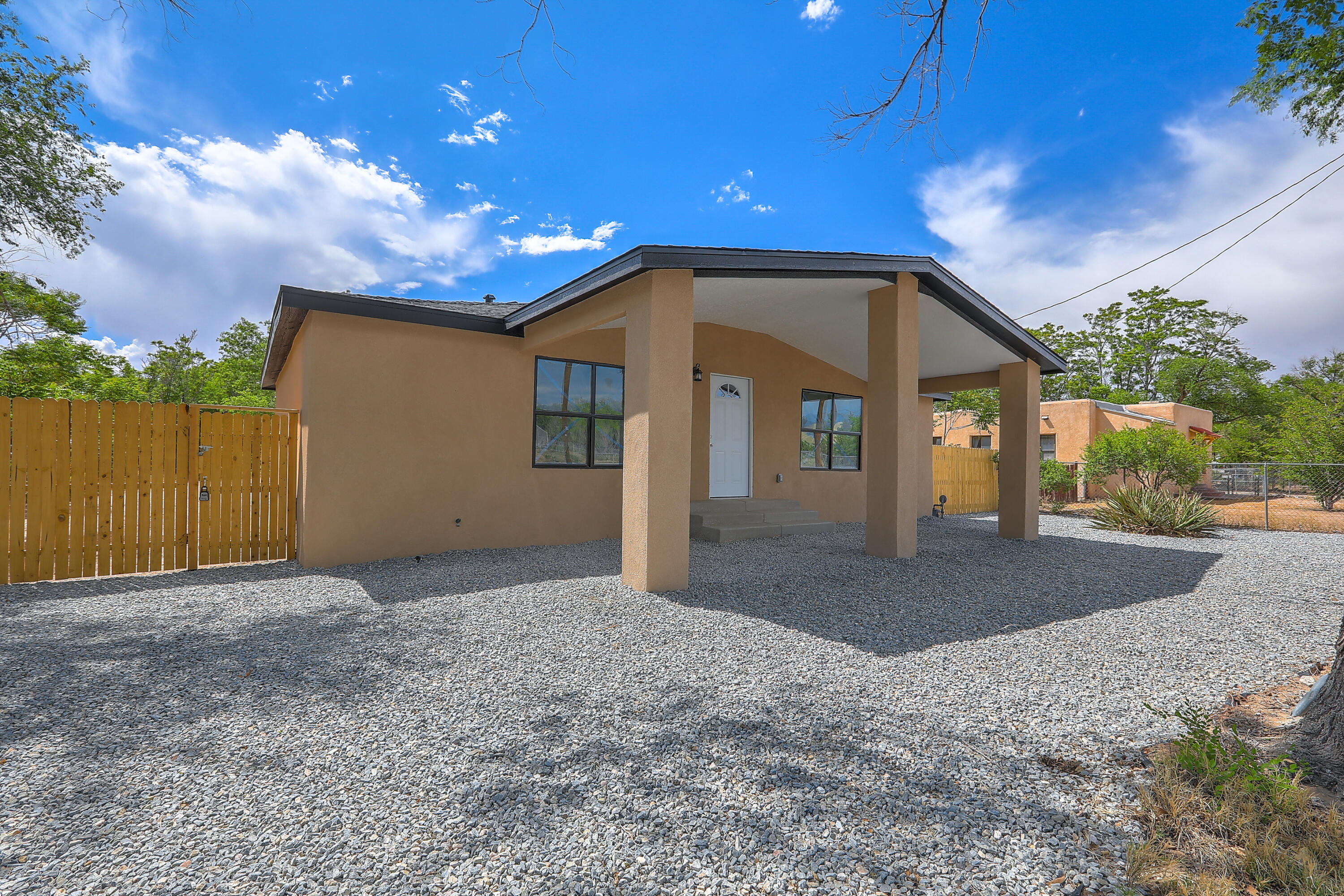 1101 Sunset Road SW