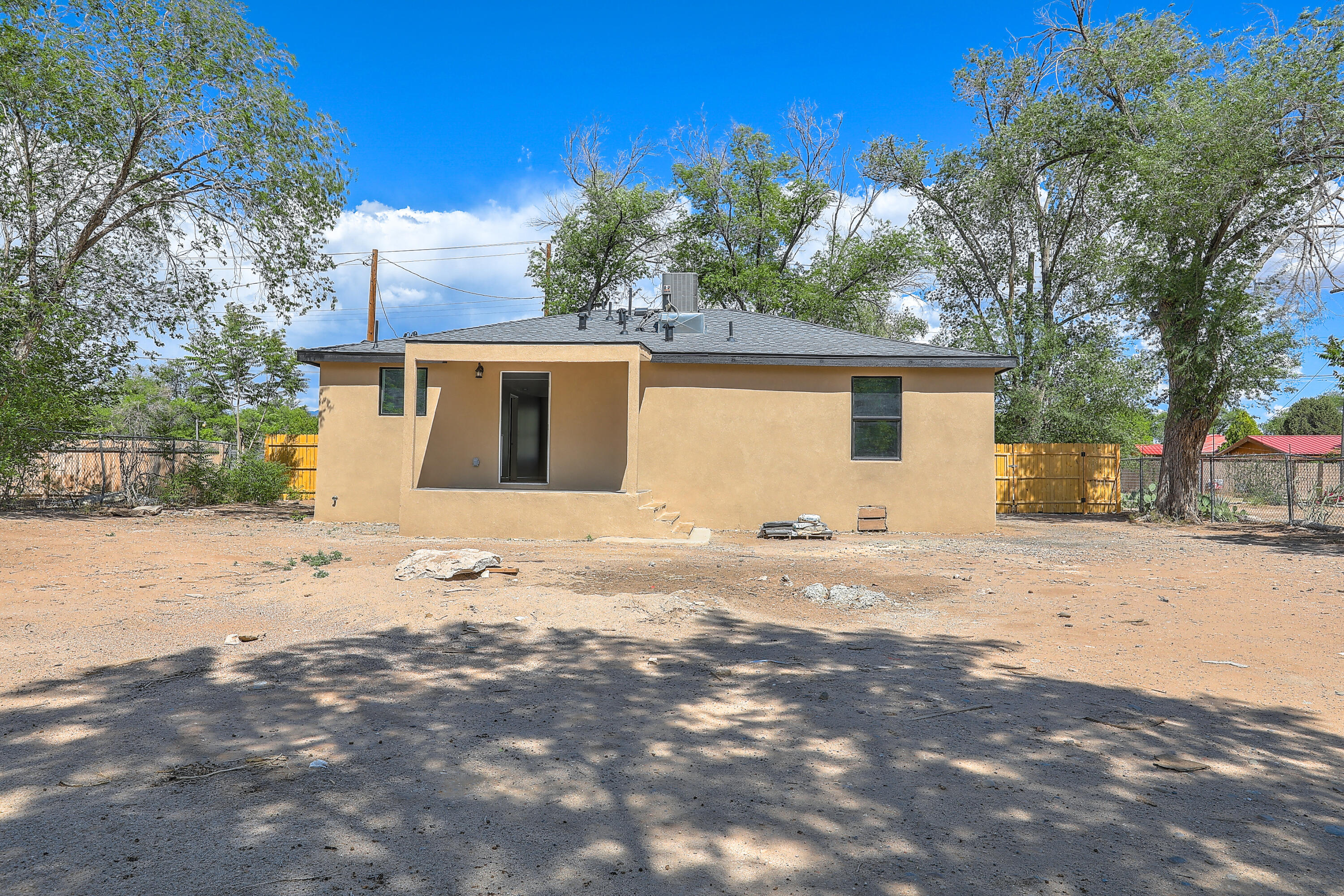 1101 Sunset Road SW