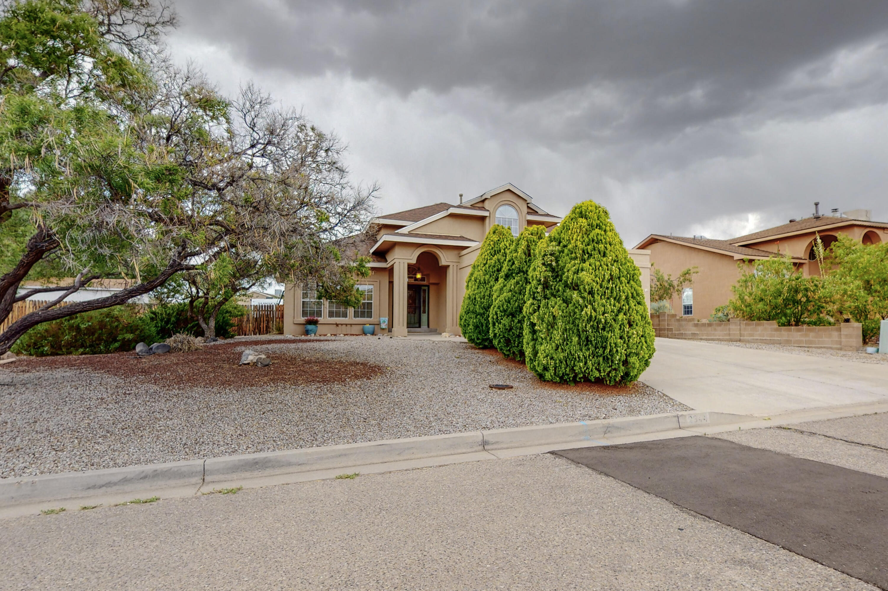 2644 Sandia Loop NE
