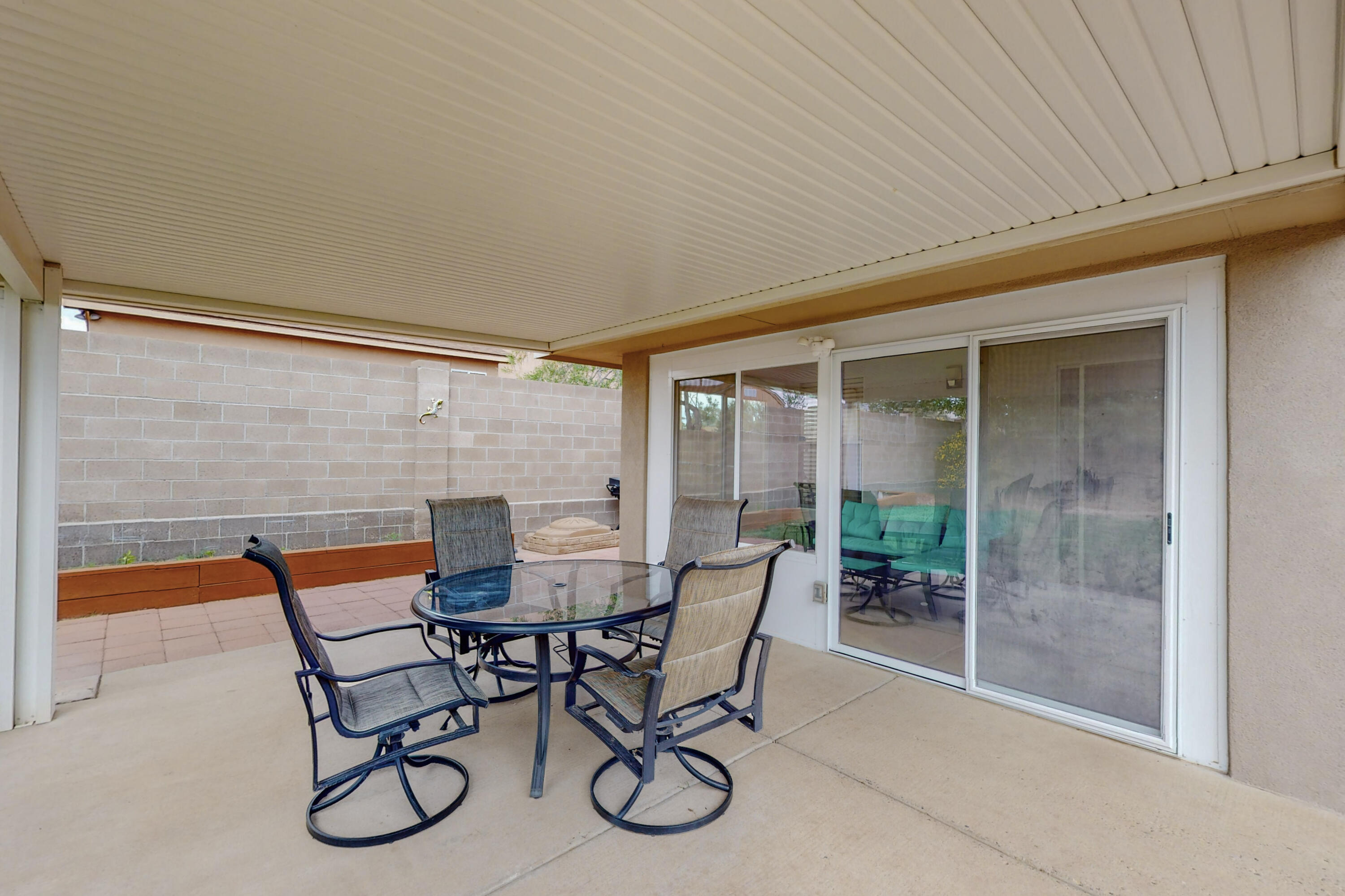 2644 Sandia Loop NE